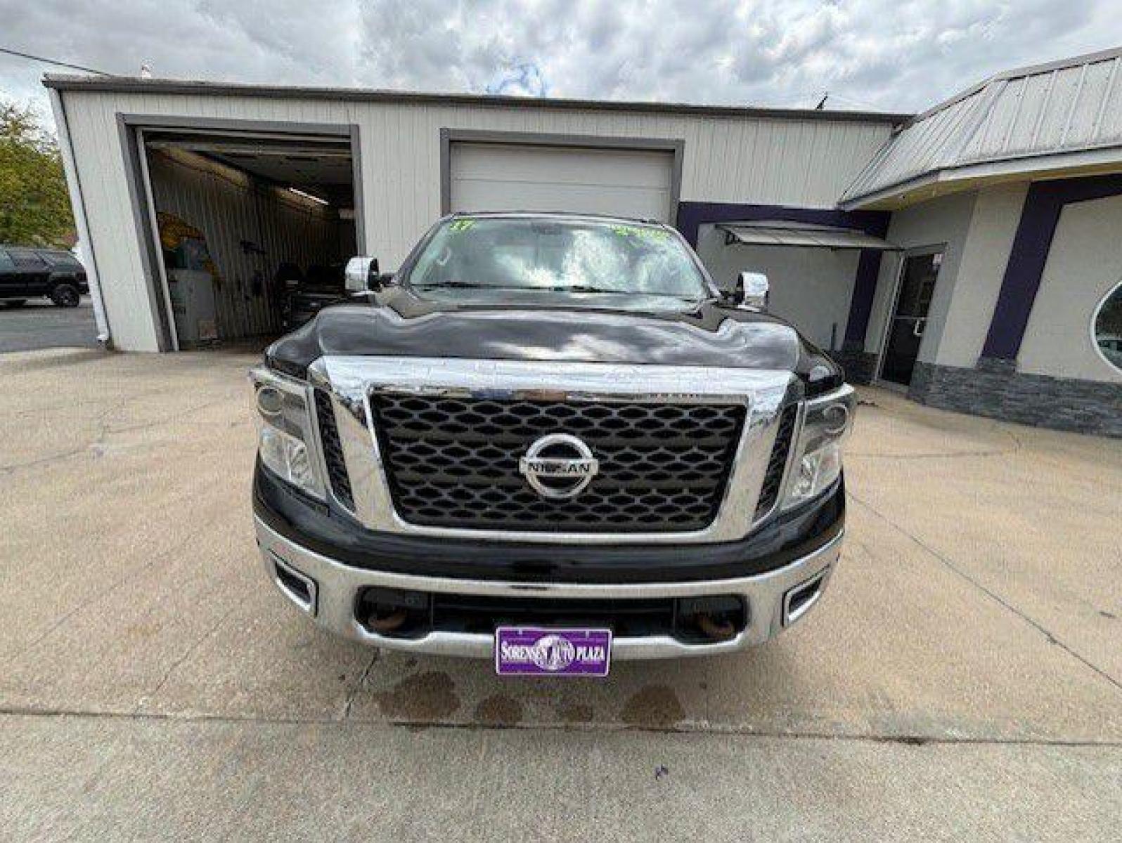 2017 BLACK NISSAN TITAN SV (1N6AA1E52HN) with an 5.6L engine, Automatic transmission, located at 1100 W. Sheridan Ave., Shenandoah, 51601, (712) 246-1600, 40.765678, -95.388817 - Photo #4