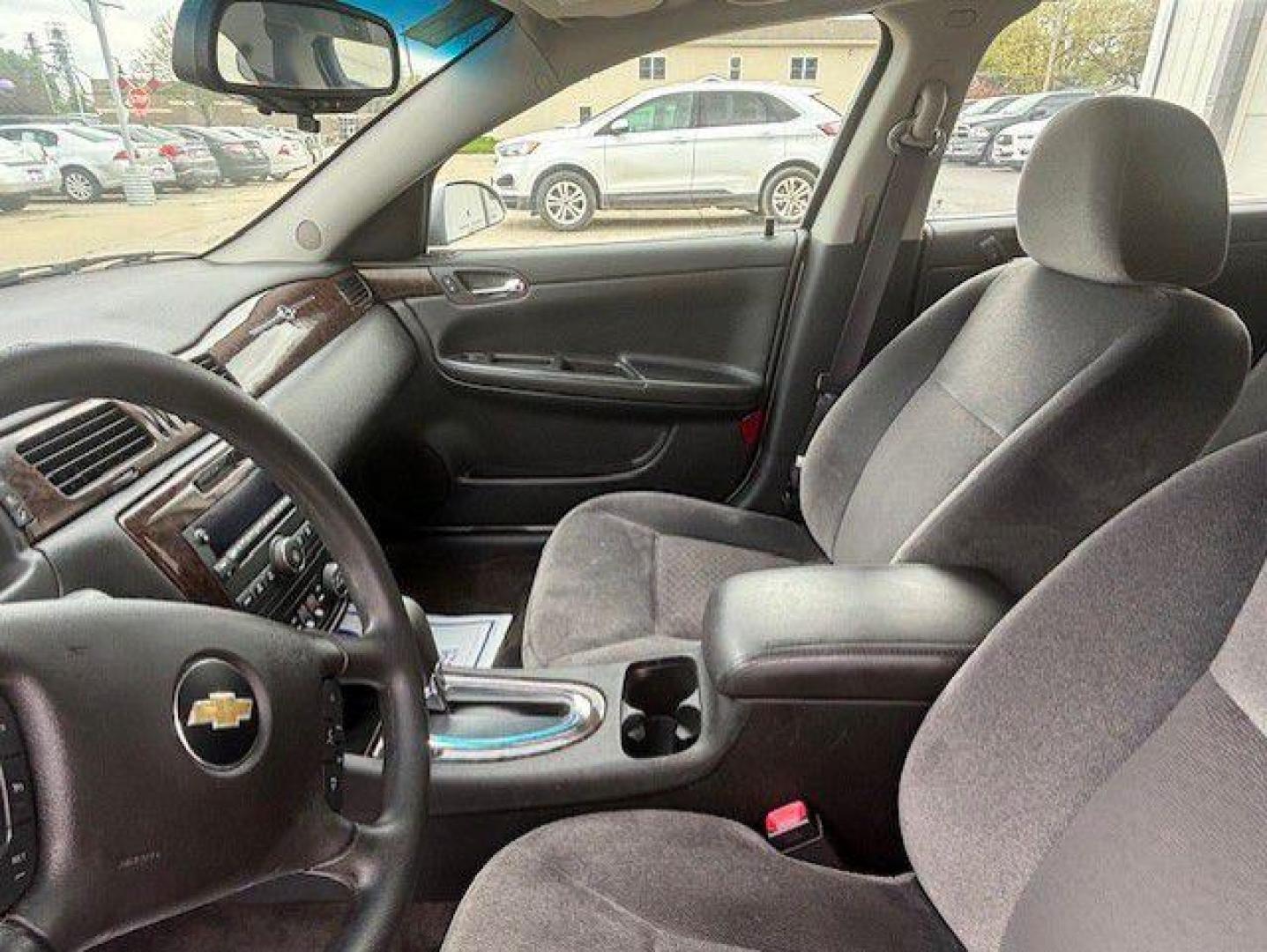 2015 SILVER CHEVROLET IMPALA LIMITED LT (2G1WB5E34F1) with an 3.6L engine, Automatic transmission, located at 1100 W. Sheridan Ave., Shenandoah, 51601, (712) 246-1600, 40.765678, -95.388817 - Photo#2