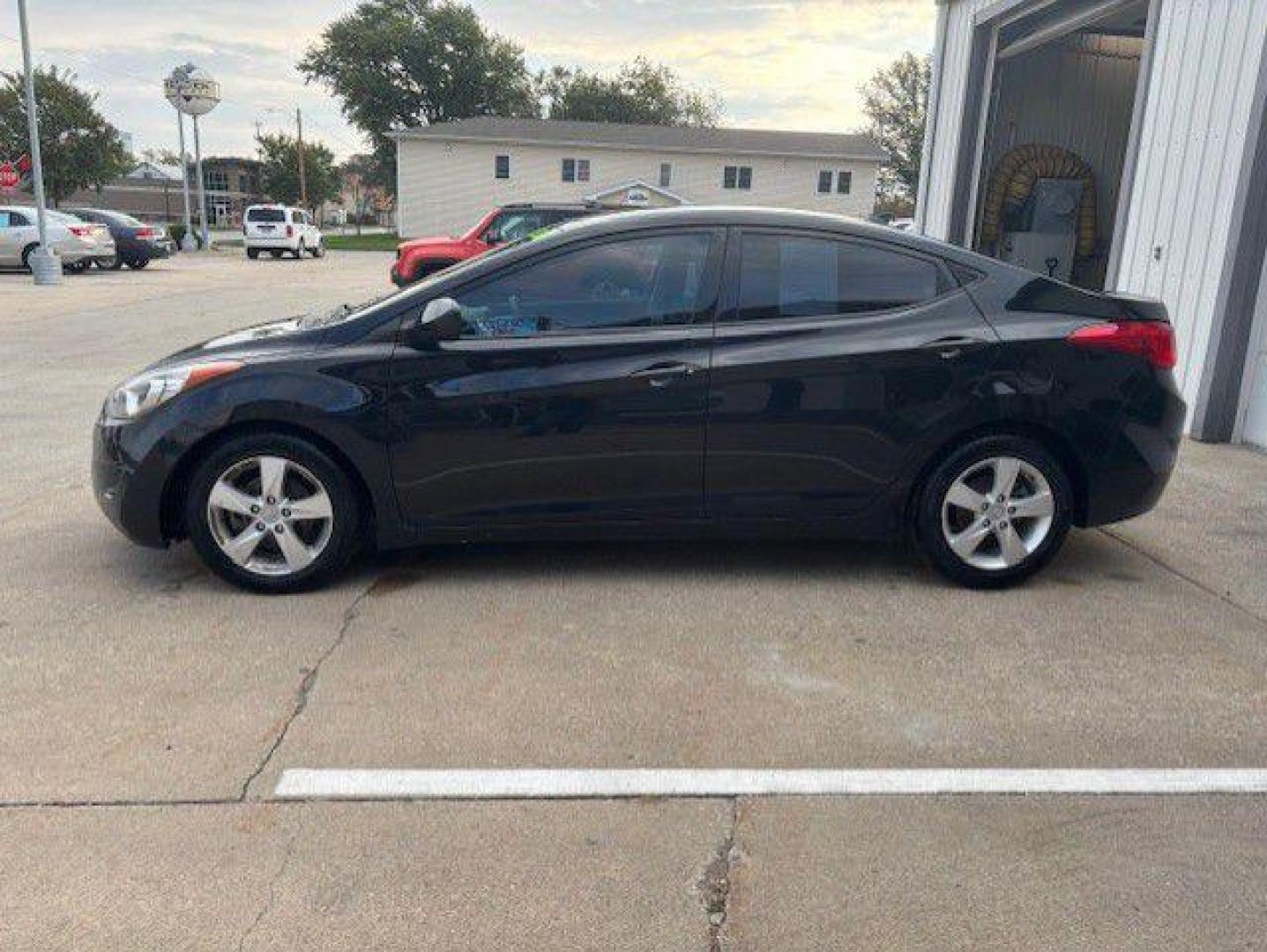 2013 BLACK HYUNDAI ELANTRA GLS (5NPDH4AEXDH) with an 1.8L engine, Automatic transmission, located at 1100 W. Sheridan Ave., Shenandoah, 51601, (712) 246-1600, 40.765678, -95.388817 - Photo#1
