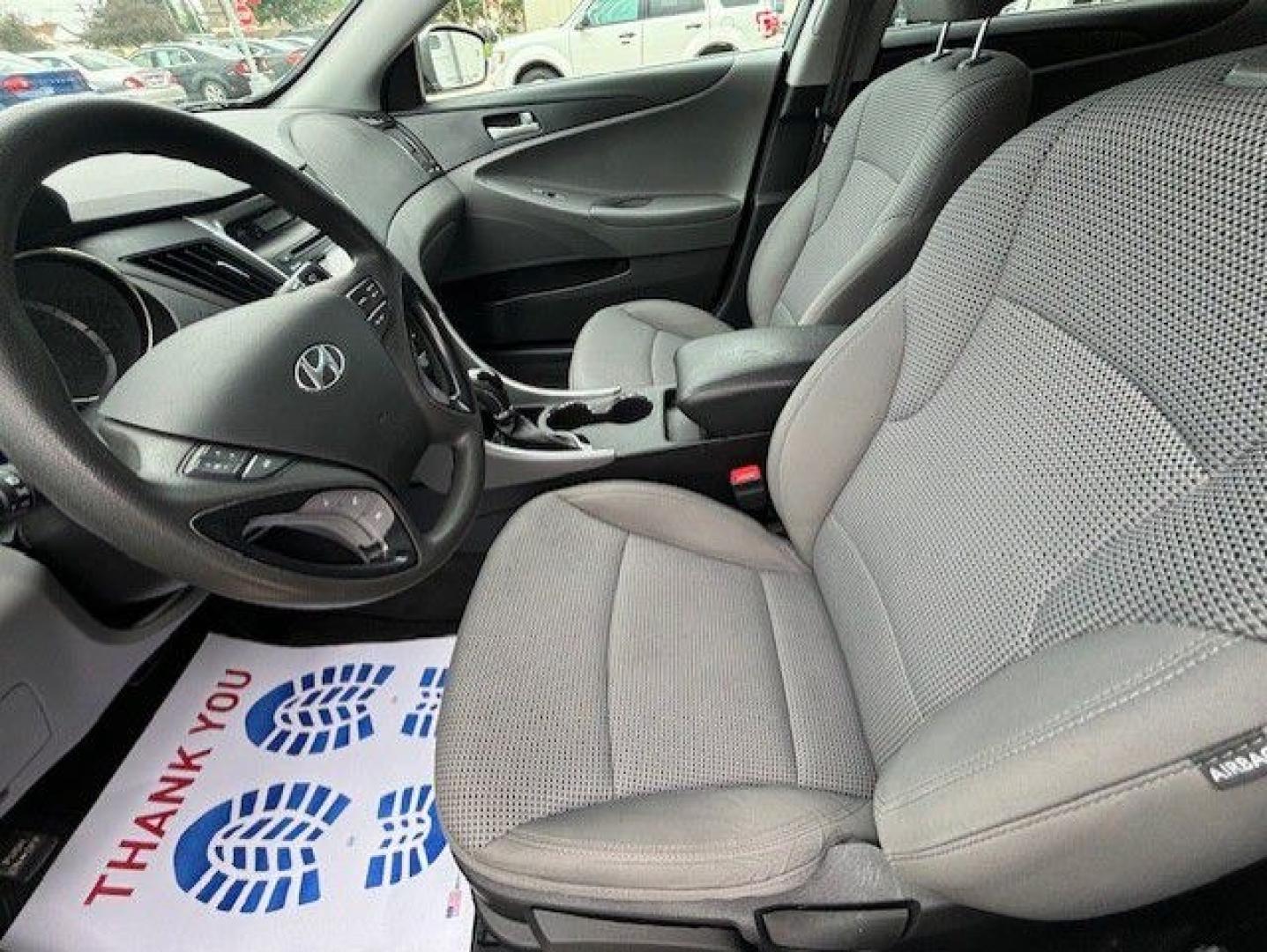 2012 GRAY HYUNDAI SONATA GLS (5NPEB4AC1CH) with an 2.4L engine, Automatic transmission, located at 1100 W. Sheridan Ave., Shenandoah, 51601, (712) 246-1600, 40.765678, -95.388817- Photo#2