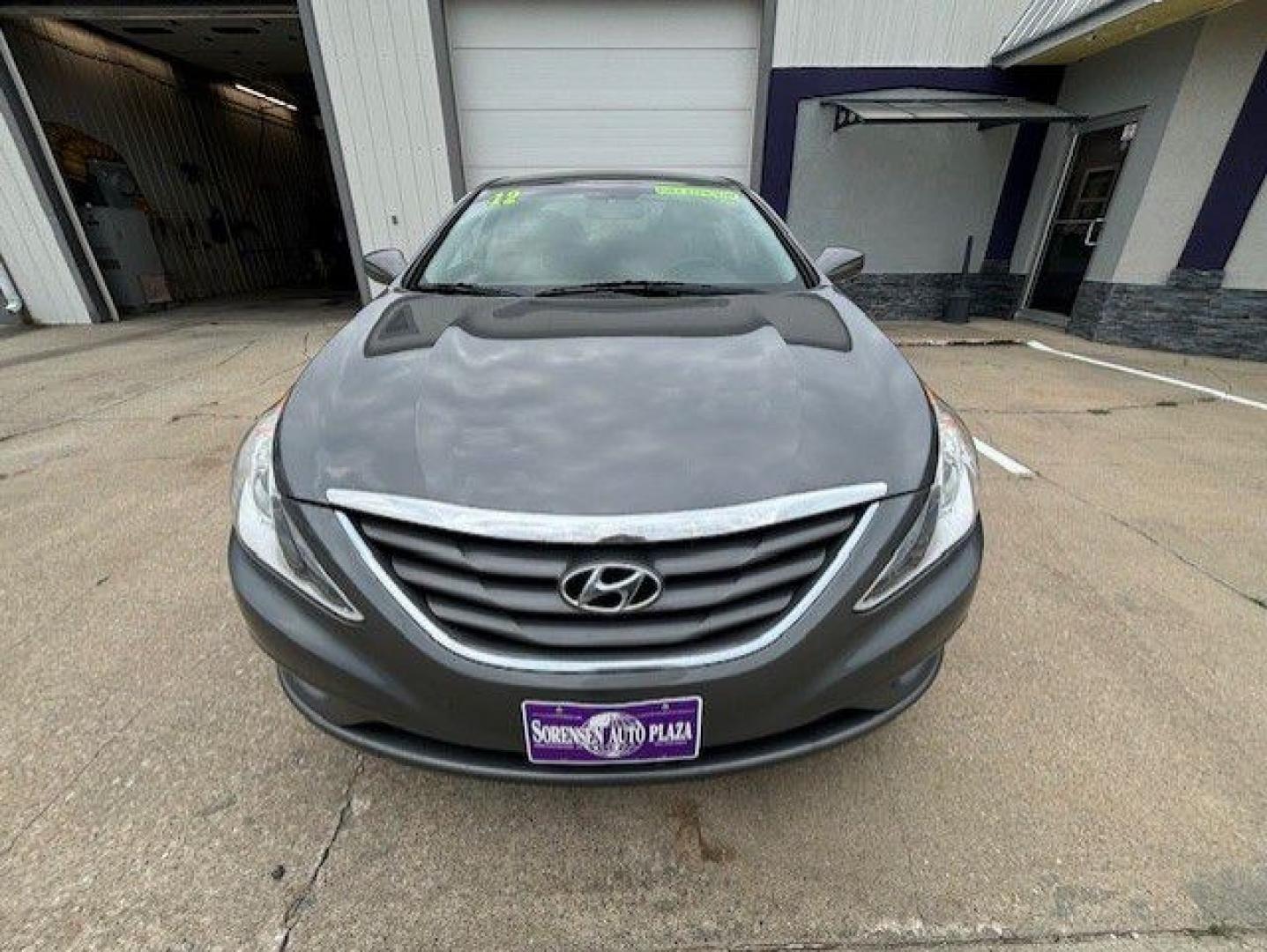 2012 GRAY HYUNDAI SONATA GLS (5NPEB4AC1CH) with an 2.4L engine, Automatic transmission, located at 1100 W. Sheridan Ave., Shenandoah, 51601, (712) 246-1600, 40.765678, -95.388817- Photo#8