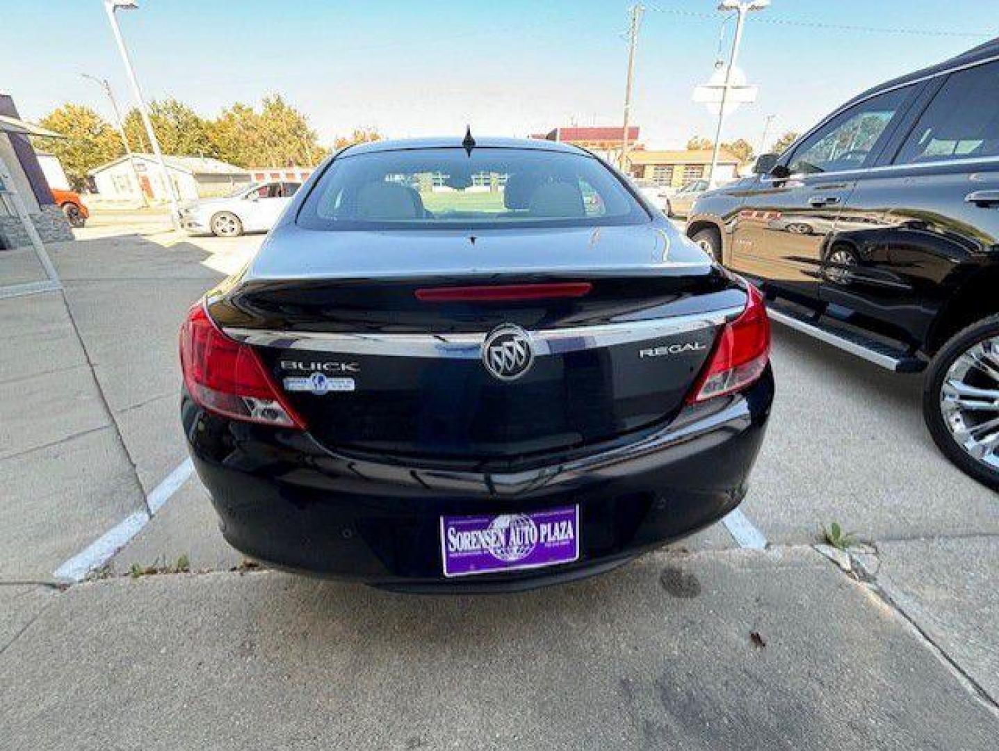 2012 BLACK BUICK REGAL PREMIUM (2G4GT5GR6C9) with an 2.4L engine, Automatic transmission, located at 1100 W. Sheridan Ave., Shenandoah, 51601, (712) 246-1600, 40.765678, -95.388817 - Photo#5
