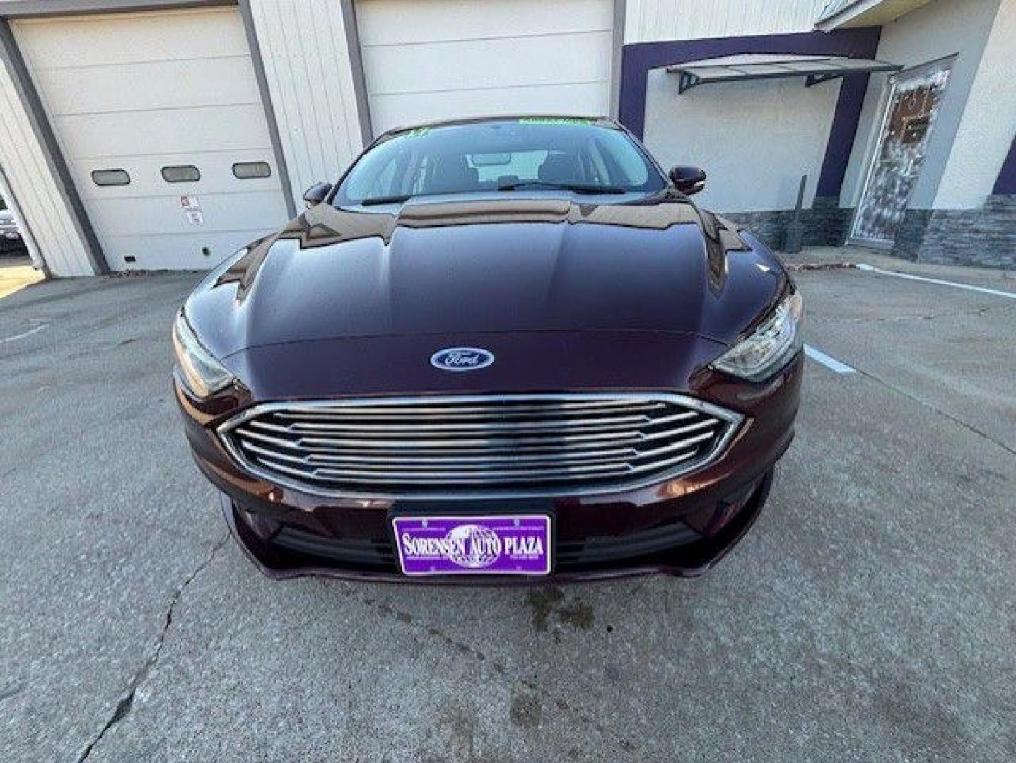 2017 MAROON FORD FUSION SE (3FA6P0H72HR) with an 2.5L engine, Automatic transmission, located at 1100 W. Sheridan Ave., Shenandoah, 51601, (712) 246-1600, 40.765678, -95.388817- Photo#7