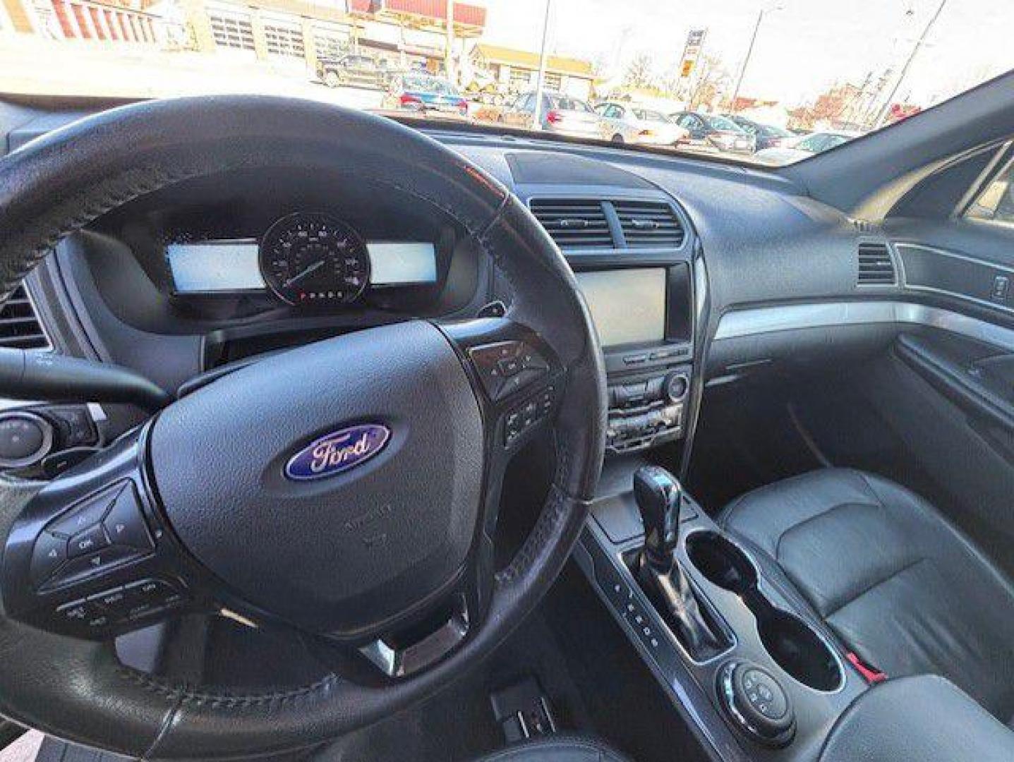 2016 BLACK FORD EXPLORER XLT (1FM5K8D81GG) with an 3.5L engine, Automatic transmission, located at 1100 W. Sheridan Ave., Shenandoah, 51601, (712) 246-1600, 40.765678, -95.388817 - Photo#3