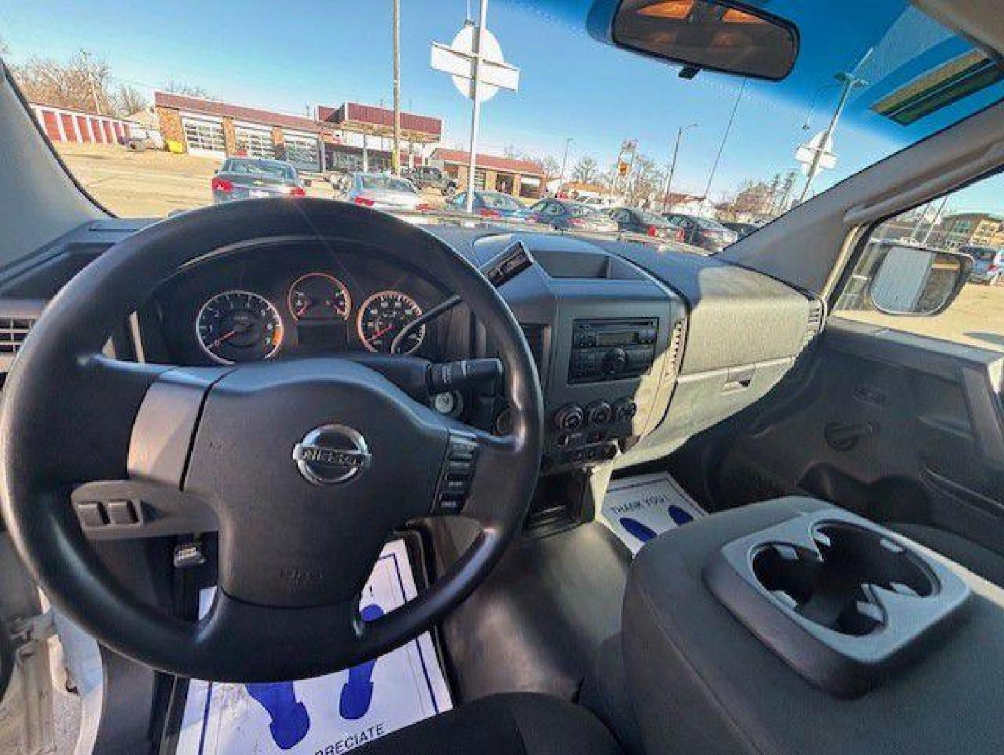 2010 WHITE NISSAN TITAN XE (1N6BA0CH8AN) with an 5.6L engine, Automatic transmission, located at 1100 W. Sheridan Ave., Shenandoah, 51601, (712) 246-1600, 40.765678, -95.388817 - Photo#3