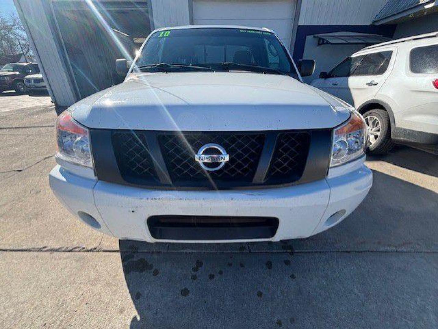 2010 WHITE NISSAN TITAN XE (1N6BA0CH8AN) with an 5.6L engine, Automatic transmission, located at 1100 W. Sheridan Ave., Shenandoah, 51601, (712) 246-1600, 40.765678, -95.388817 - Photo#8
