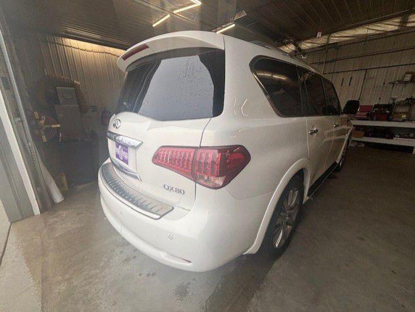 2014 WHITE INFINITI QX80 (JN8AZ2NE4E9) with an 5.6L engine, Automatic transmission, located at 1100 W. Sheridan Ave., Shenandoah, 51601, (712) 246-1600, 40.765678, -95.388817 - Photo#3