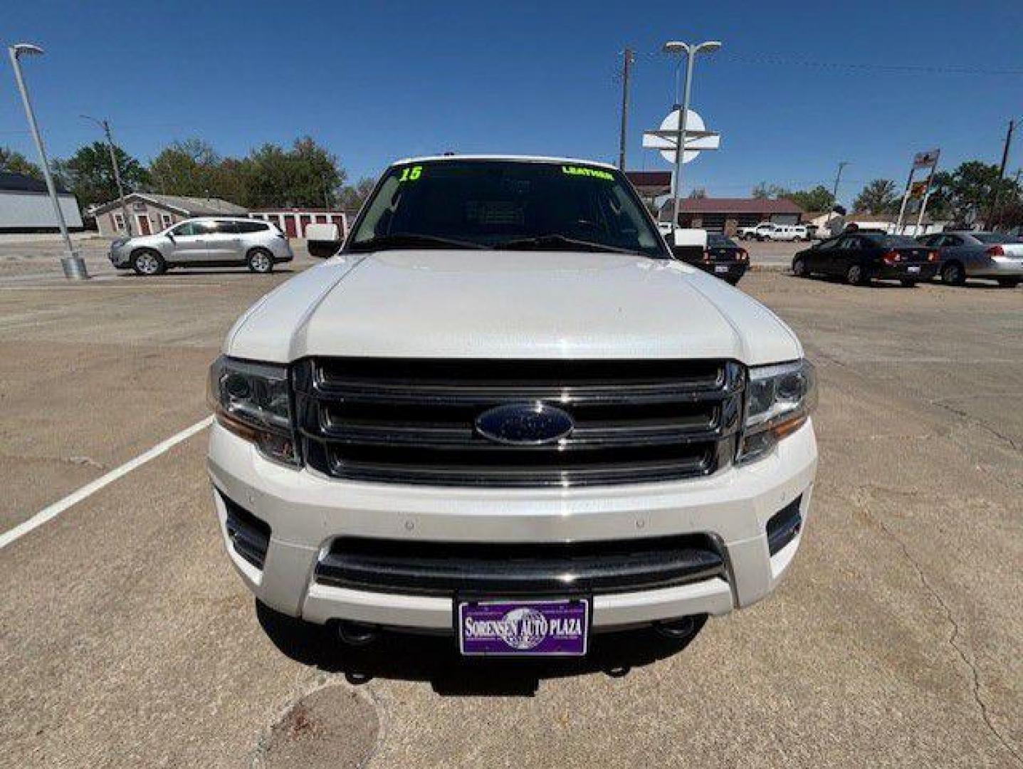 2015 WHITE FORD EXPEDITION EL LIMITED (1FMJK2AT6FE) with an 3.5L engine, Automatic transmission, located at 1100 W. Sheridan Ave., Shenandoah, 51601, (712) 246-1600, 40.765678, -95.388817 - Photo#8