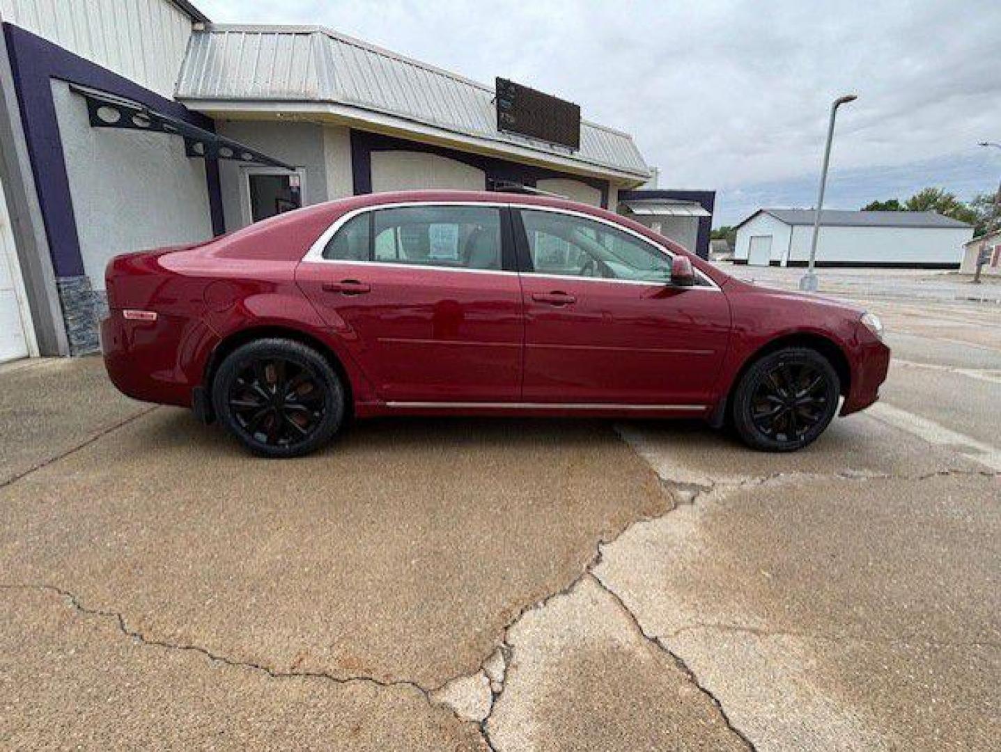 2011 RED CHEVROLET MALIBU 1LT (1G1ZC5E19BF) with an 2.4L engine, Automatic transmission, located at 1100 W. Sheridan Ave., Shenandoah, 51601, (712) 246-1600, 40.765678, -95.388817 - Photo#7