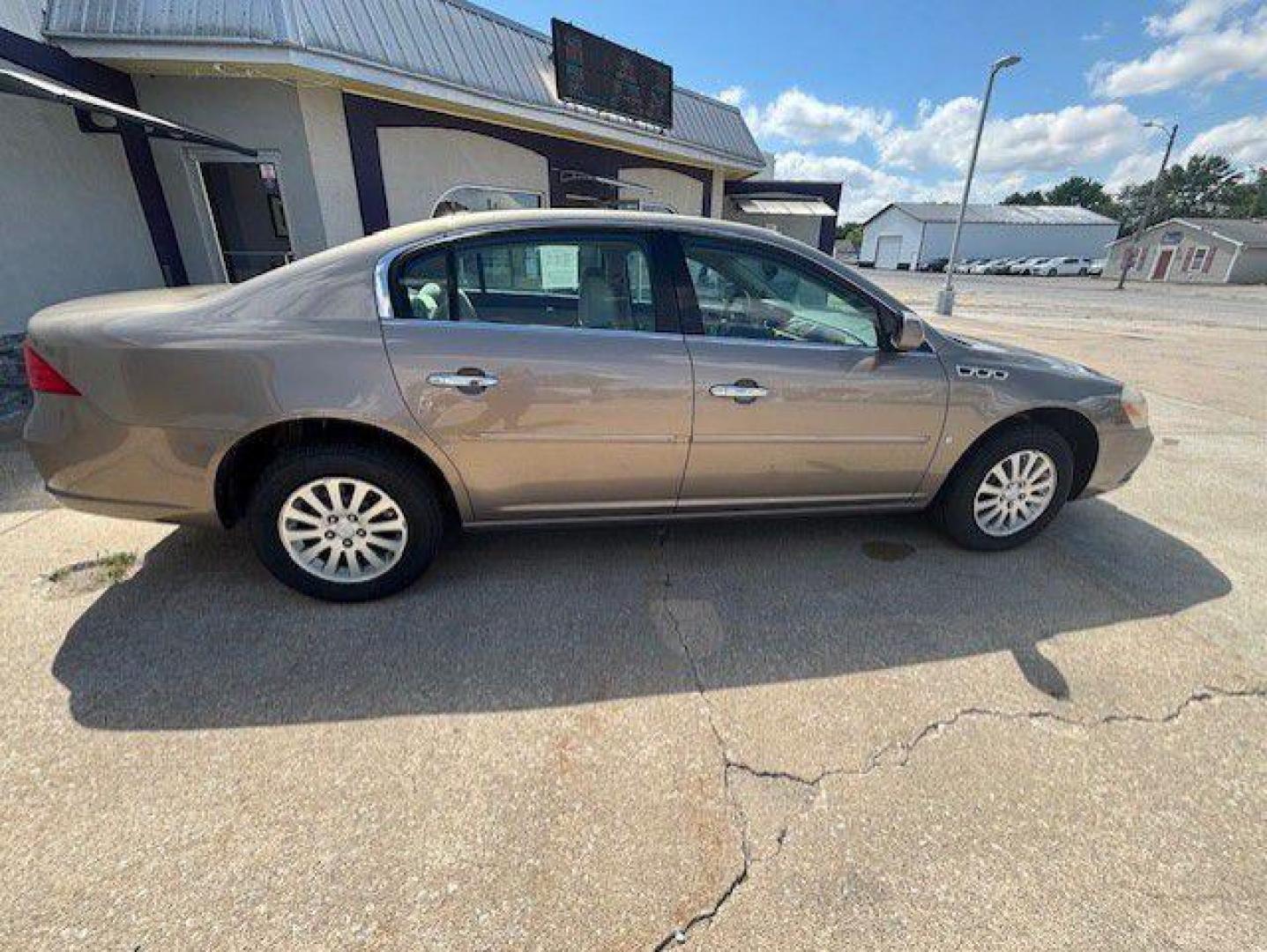 2007 BROWN BUICK LUCERNE CX (1G4HP57227U) with an 3.8L engine, Automatic transmission, located at 1100 W. Sheridan Ave., Shenandoah, 51601, (712) 246-1600, 40.765678, -95.388817 - Photo#7