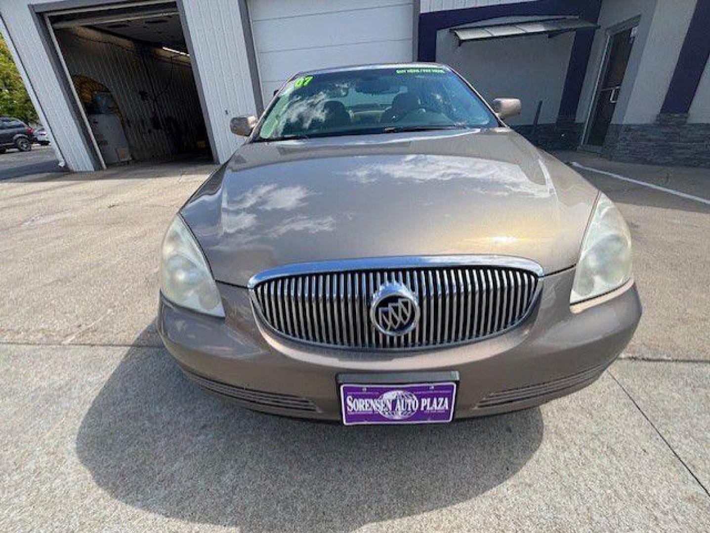 2007 BROWN BUICK LUCERNE CX (1G4HP57227U) with an 3.8L engine, Automatic transmission, located at 1100 W. Sheridan Ave., Shenandoah, 51601, (712) 246-1600, 40.765678, -95.388817 - Photo#8