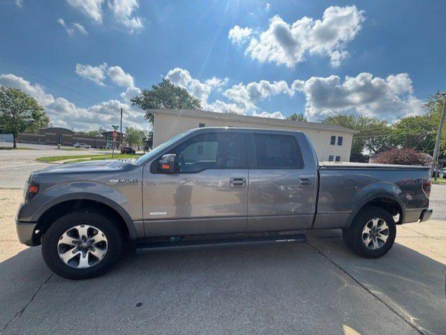 2014 GRAY FORD F150 SUPERCREW (1FTFW1ET7EK) with an 3.5L engine, Automatic transmission, located at 1100 W. Sheridan Ave., Shenandoah, 51601, (712) 246-1600, 40.765678, -95.388817 - Photo#1