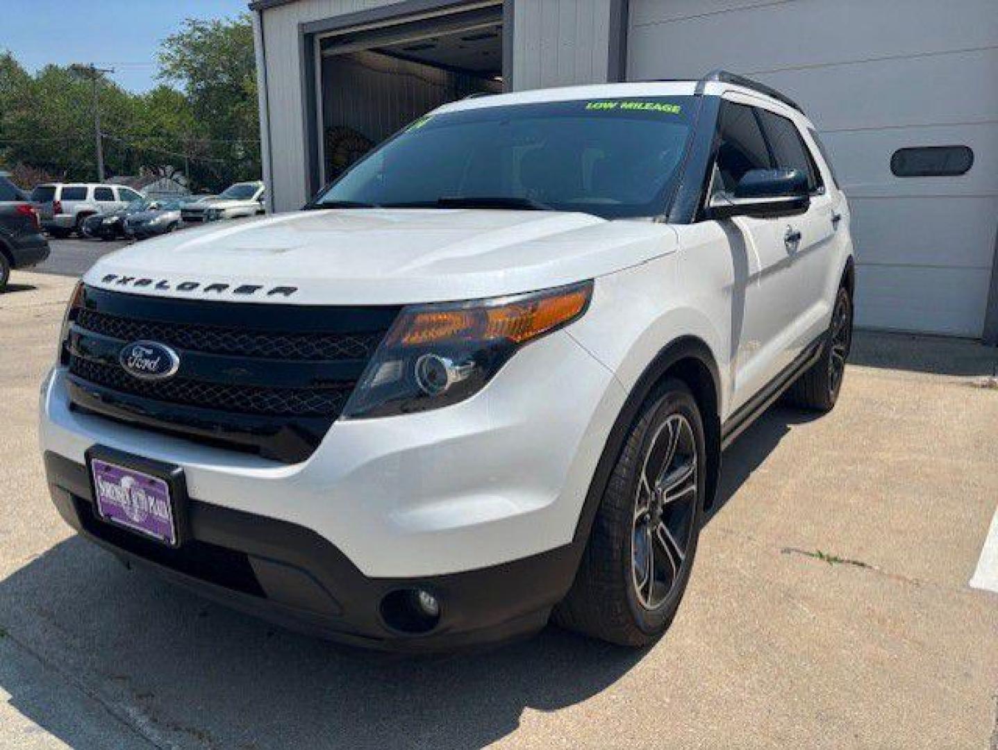2014 WHITE FORD EXPLORER SPORT (1FM5K8GT3EG) with an 3.5L engine, Automatic transmission, located at 1100 W. Sheridan Ave., Shenandoah, 51601, (712) 246-1600, 40.765678, -95.388817 - Photo#0
