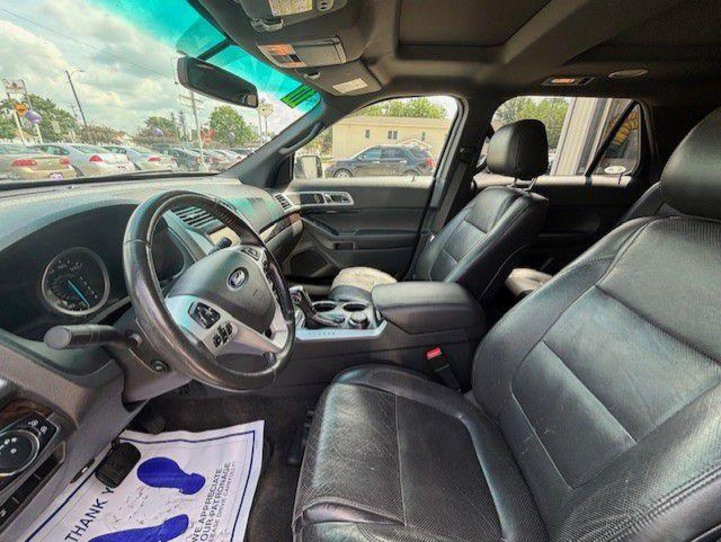2011 WHITE FORD EXPLORER LIMITED (1FMHK8F88BG) with an 3.5L engine, Automatic transmission, located at 1100 W. Sheridan Ave., Shenandoah, 51601, (712) 246-1600, 40.765678, -95.388817 - Photo#2