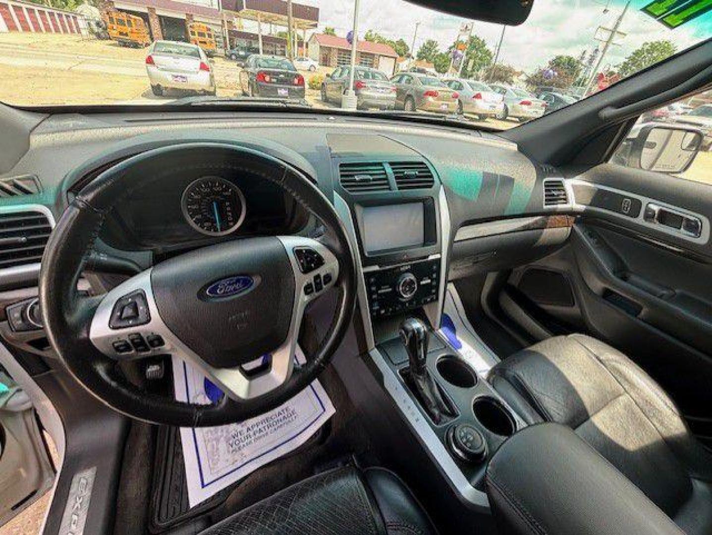 2011 WHITE FORD EXPLORER LIMITED (1FMHK8F88BG) with an 3.5L engine, Automatic transmission, located at 1100 W. Sheridan Ave., Shenandoah, 51601, (712) 246-1600, 40.765678, -95.388817 - Photo#3