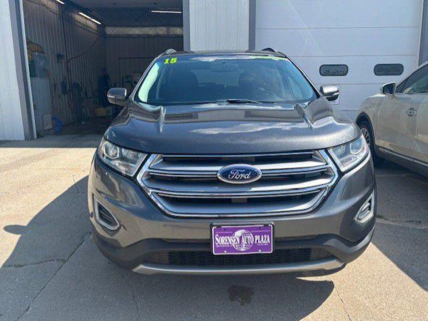 2015 GRAY FORD EDGE SEL (2FMTK4J83FB) with an 3.5L engine, Automatic transmission, located at 1100 W. Sheridan Ave., Shenandoah, 51601, (712) 246-1600, 40.765678, -95.388817 - Photo#8