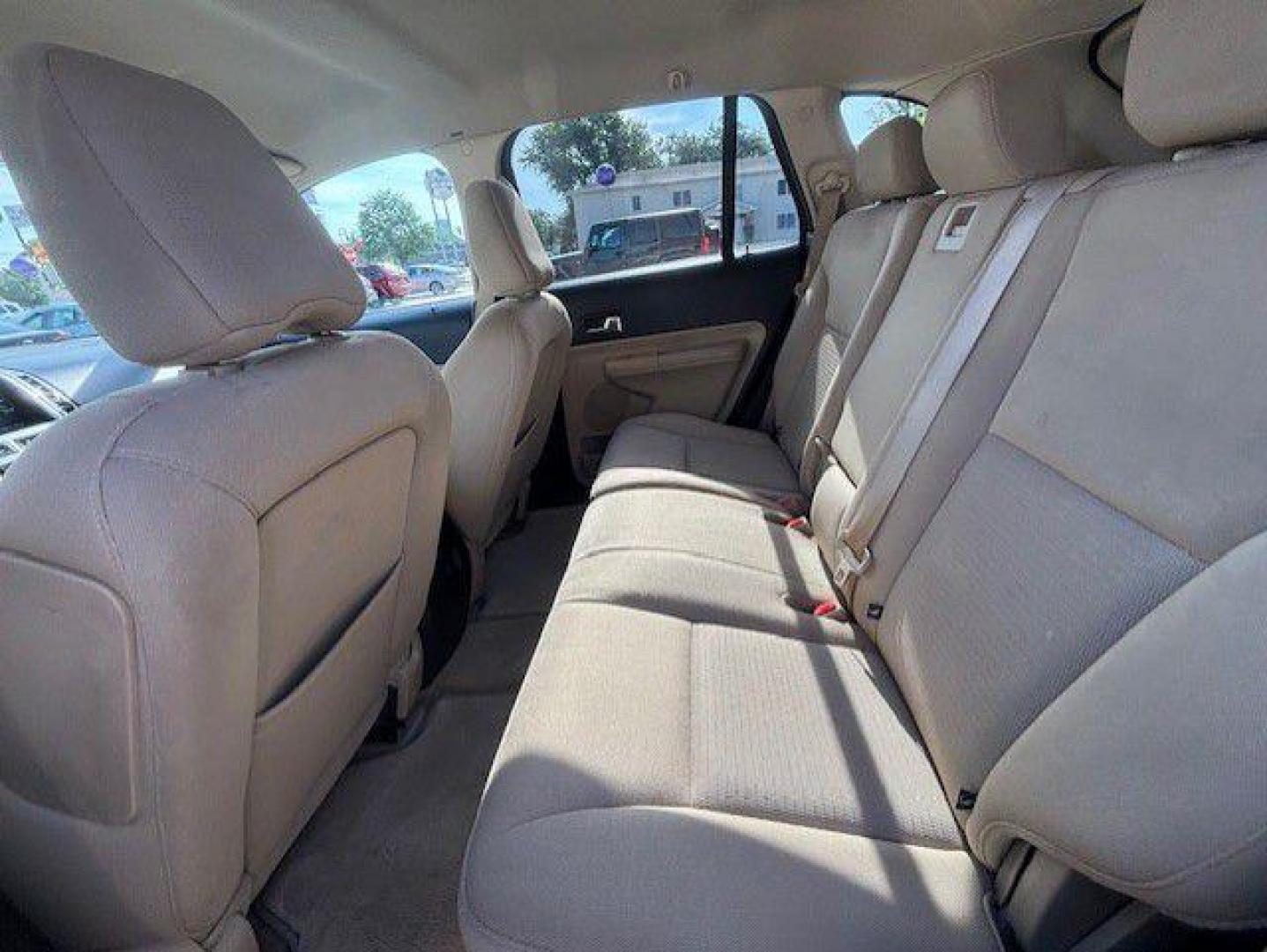2008 WHITE FORD EDGE SEL (2FMDK48C48B) with an 3.5L engine, Automatic transmission, located at 1100 W. Sheridan Ave., Shenandoah, 51601, (712) 246-1600, 40.765678, -95.388817 - Photo#4
