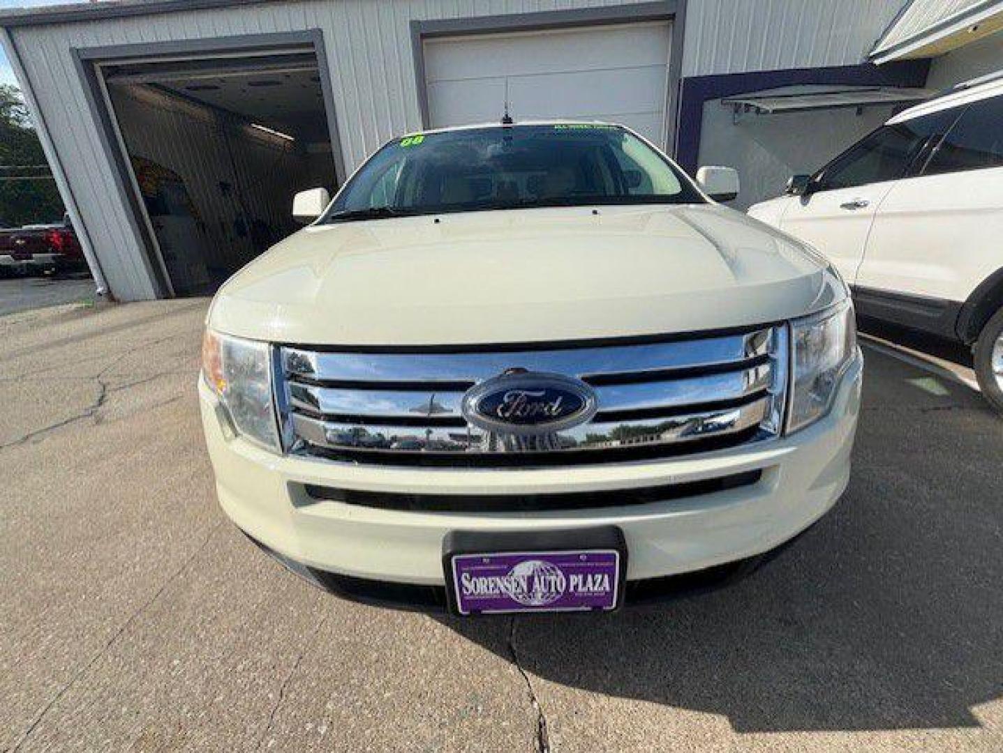 2008 WHITE FORD EDGE SEL (2FMDK48C48B) with an 3.5L engine, Automatic transmission, located at 1100 W. Sheridan Ave., Shenandoah, 51601, (712) 246-1600, 40.765678, -95.388817 - Photo#8