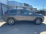 2019 GRAY JEEP CHEROKEE LATITUDE PLUS (1C4PJMLB0KD) with an 2.4L engine, Automatic transmission, located at 1100 W. Sheridan Ave., Shenandoah, 51601, (712) 246-1600, 40.765678, -95.388817 - Photo#6