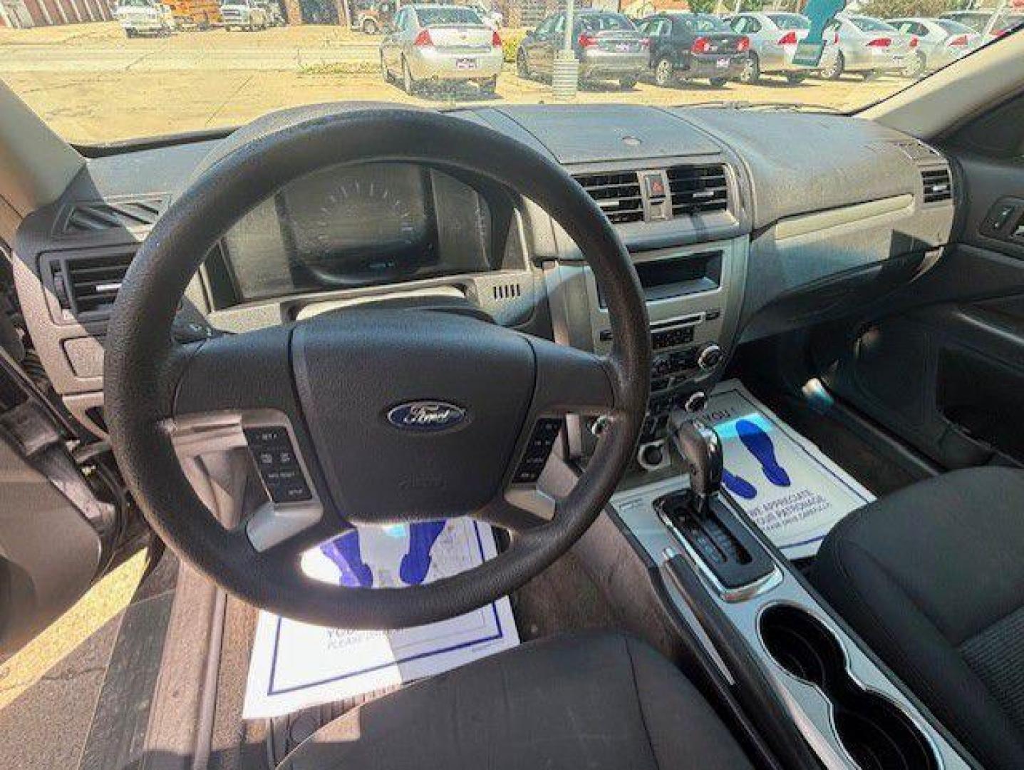 2012 BLACK FORD FUSION SE (3FAHP0HA6CR) with an 2.5L engine, Automatic transmission, located at 1100 W. Sheridan Ave., Shenandoah, 51601, (712) 246-1600, 40.765678, -95.388817 - Photo#3