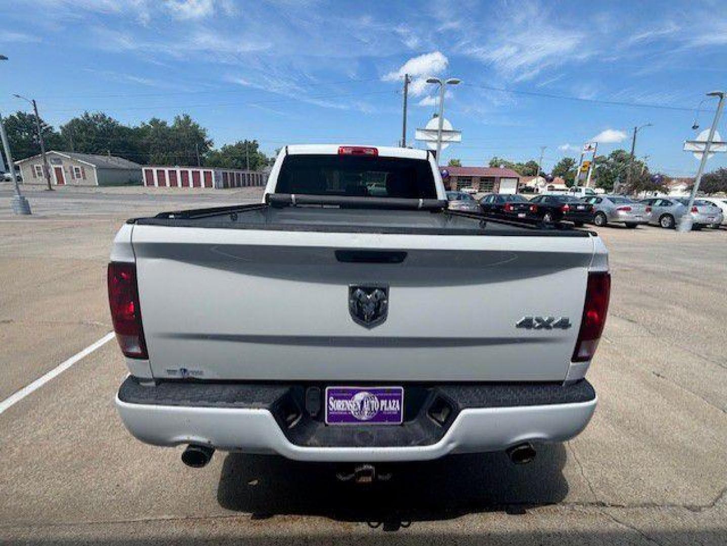 2012 WHITE DODGE RAM 1500 ST (1C6RD7FT8CS) with an 5.7L engine, Automatic transmission, located at 1100 W. Sheridan Ave., Shenandoah, 51601, (712) 246-1600, 40.765678, -95.388817 - Photo#6
