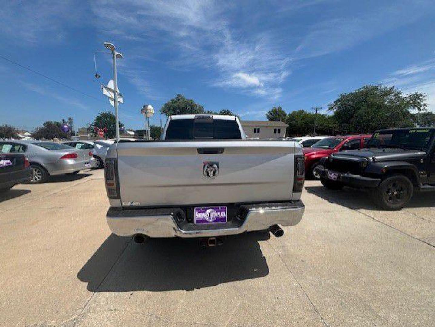 2009 SILVER DODGE RAM 1500 (1D3HV18T99S) , Automatic transmission, located at 1100 W. Sheridan Ave., Shenandoah, 51601, (712) 246-1600, 40.765678, -95.388817 - Photo#5