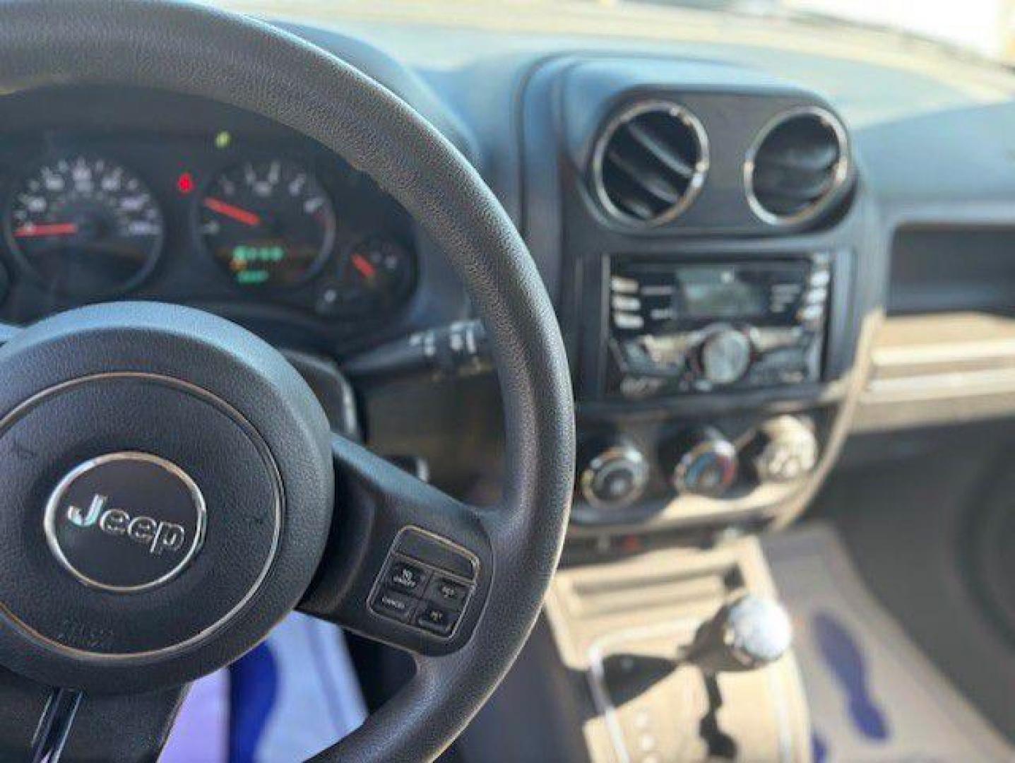 2012 GRAY JEEP PATRIOT SPORT (1C4NJPBB1CD) with an 2.4L engine, Continuously Variable transmission, located at 1100 W. Sheridan Ave., Shenandoah, 51601, (712) 246-1600, 40.765678, -95.388817 - Photo#3