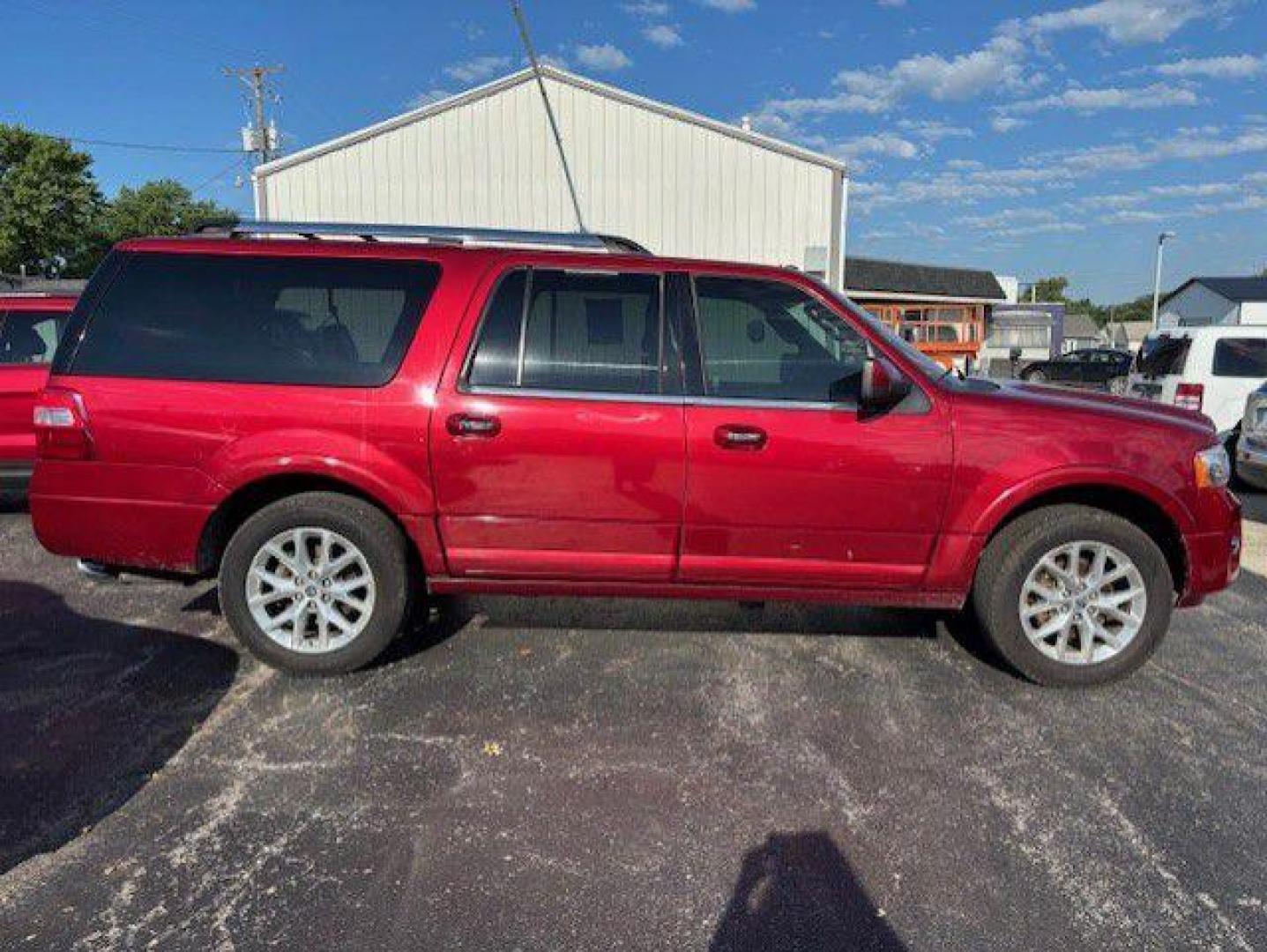 2017 RED FORD EXPEDITION EL LIMITED (1FMJK2ATXHE) with an 3.5L engine, Automatic transmission, located at 1100 W. Sheridan Ave., Shenandoah, 51601, (712) 246-1600, 40.765678, -95.388817 - Photo#7
