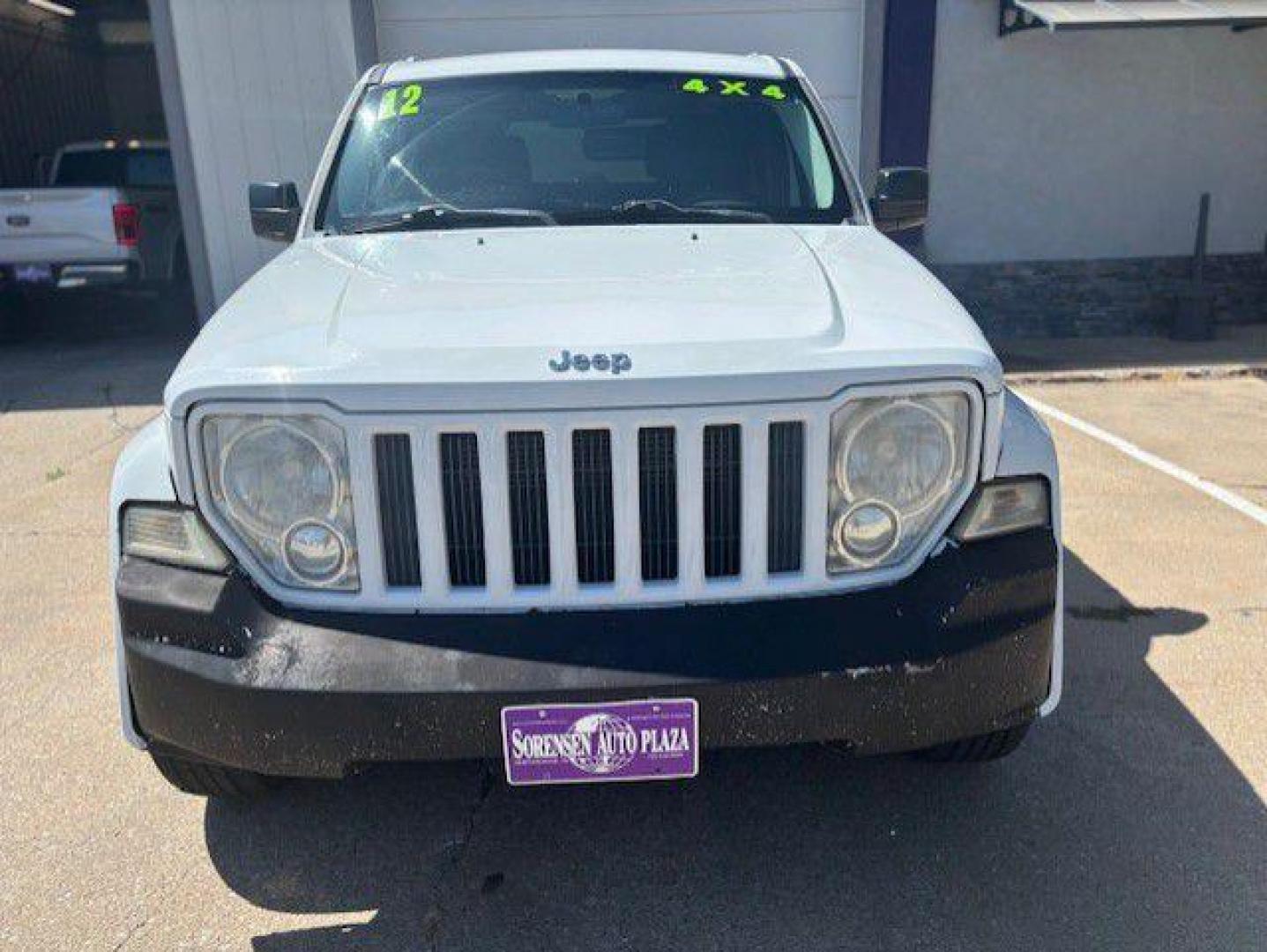 2012 WHITE JEEP LIBERTY SPORT (1C4PJMAK4CW) with an 3.7L engine, Automatic transmission, located at 1100 W. Sheridan Ave., Shenandoah, 51601, (712) 246-1600, 40.765678, -95.388817 - Photo#4