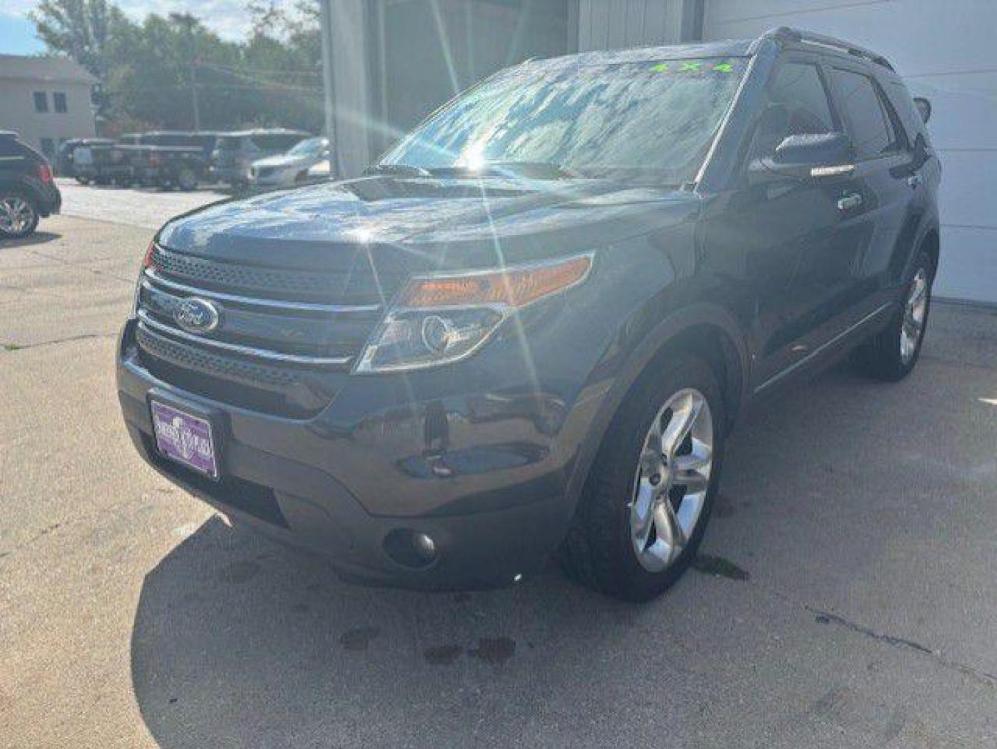 2014 GRAY FORD EXPLORER LIMITED (1FM5K8F81EG) with an 3.5L engine, Automatic transmission, located at 1100 W. Sheridan Ave., Shenandoah, 51601, (712) 246-1600, 40.765678, -95.388817 - Photo#0