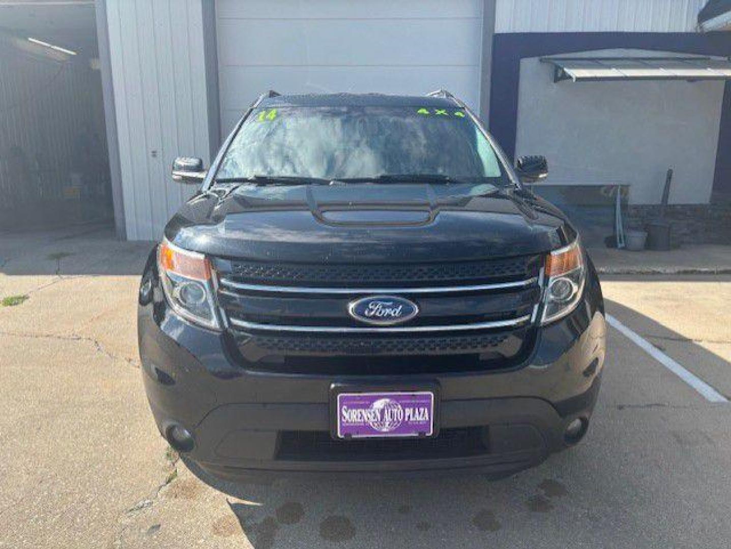 2014 GRAY FORD EXPLORER LIMITED (1FM5K8F81EG) with an 3.5L engine, Automatic transmission, located at 1100 W. Sheridan Ave., Shenandoah, 51601, (712) 246-1600, 40.765678, -95.388817 - Photo#9