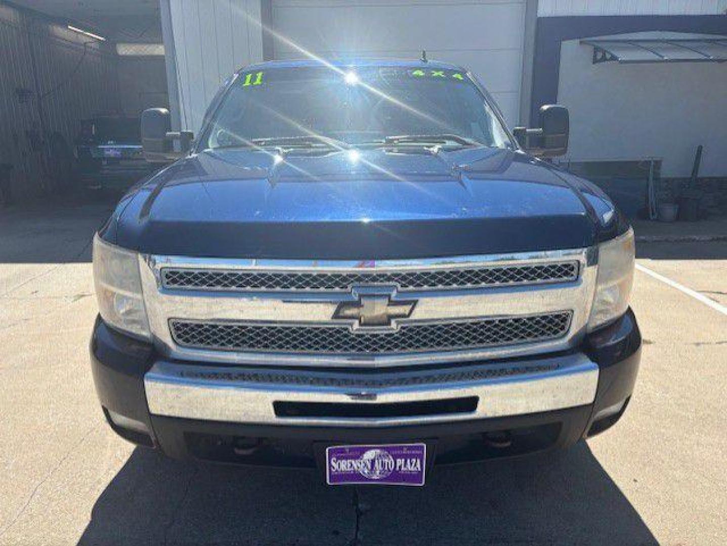 2011 BLUE CHEVROLET SILVERADO 1500 LT (3GCPKSE36BG) with an 5.3L engine, Automatic transmission, located at 1100 W. Sheridan Ave., Shenandoah, 51601, (712) 246-1600, 40.765678, -95.388817 - Photo#8