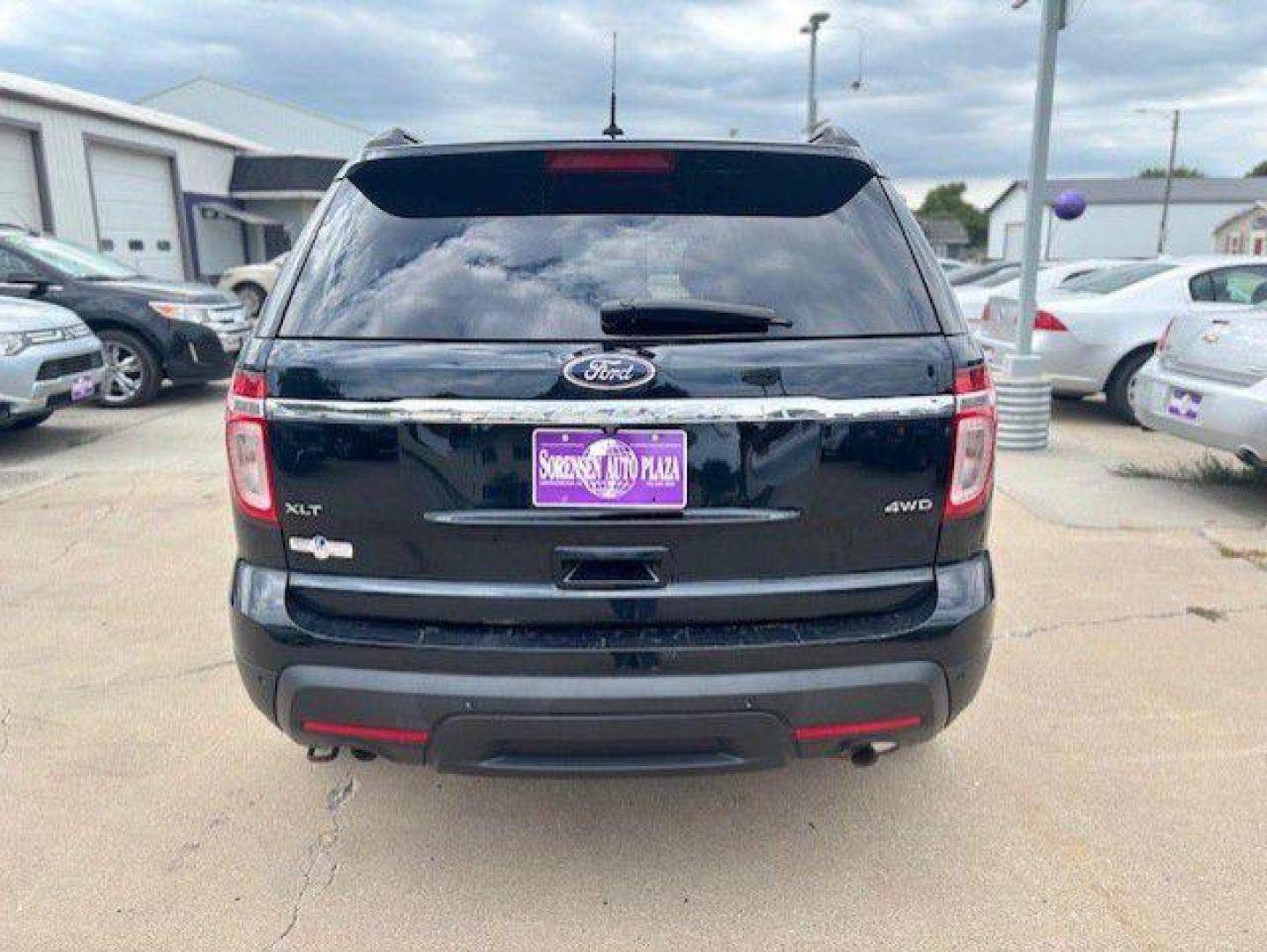 2014 GRAY FORD EXPLORER XLT (1FM5K8D83EG) with an 3.5L engine, Automatic transmission, located at 1100 W. Sheridan Ave., Shenandoah, 51601, (712) 246-1600, 40.765678, -95.388817 - Photo#5