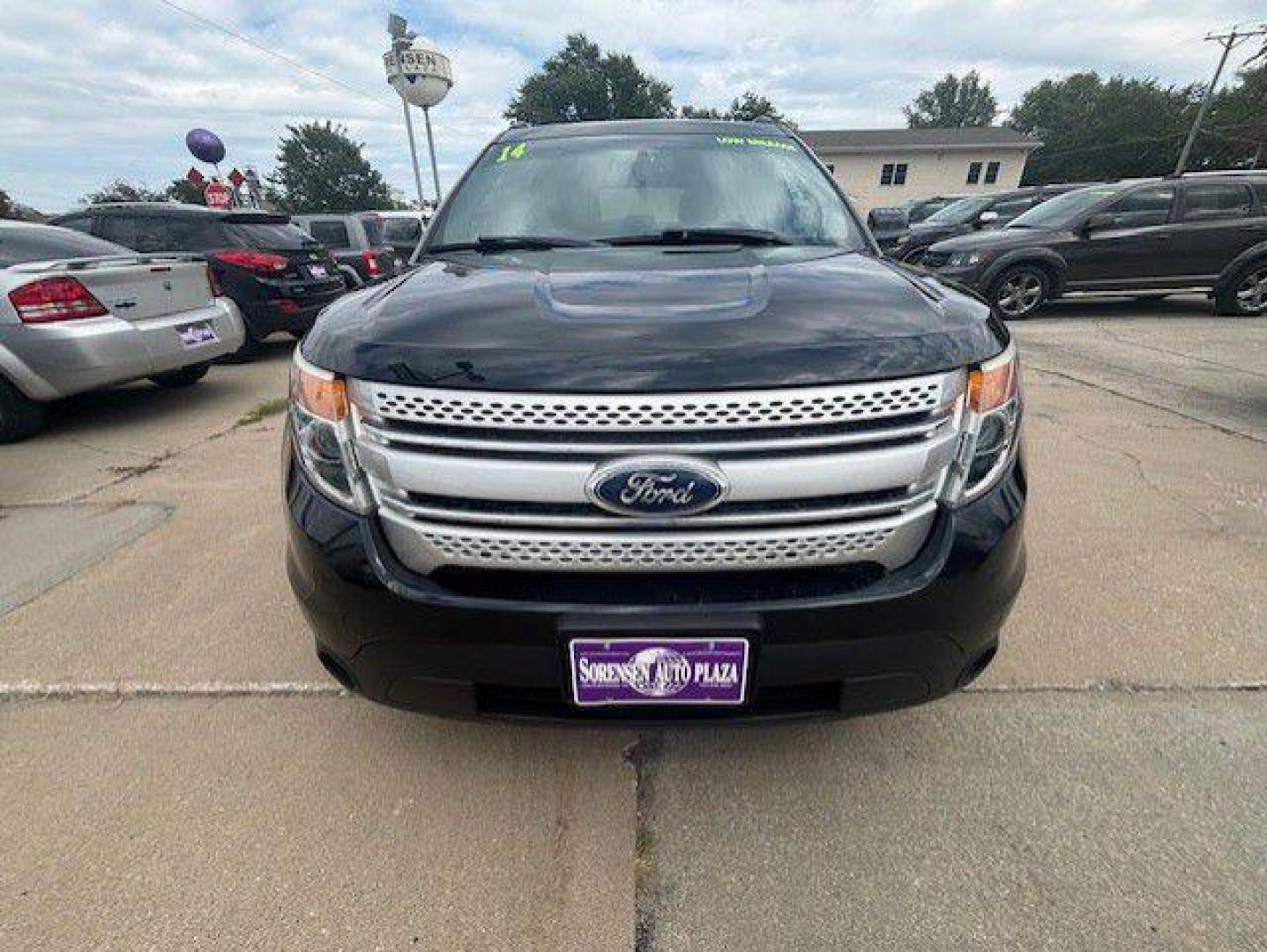 2014 GRAY FORD EXPLORER XLT (1FM5K8D83EG) with an 3.5L engine, Automatic transmission, located at 1100 W. Sheridan Ave., Shenandoah, 51601, (712) 246-1600, 40.765678, -95.388817 - Photo#8