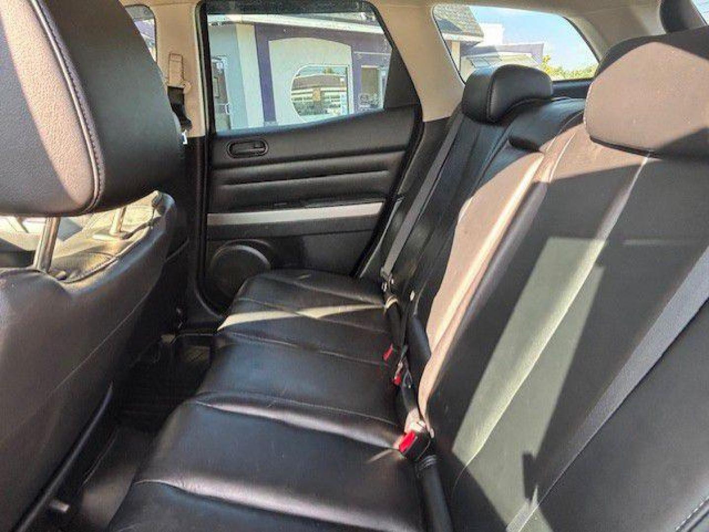 2010 SILVER MAZDA CX-7 Touring (JM3ER4W35A0) with an 2.3L engine, Automatic transmission, located at 1100 W. Sheridan Ave., Shenandoah, 51601, (712) 246-1600, 40.765678, -95.388817 - Photo#8