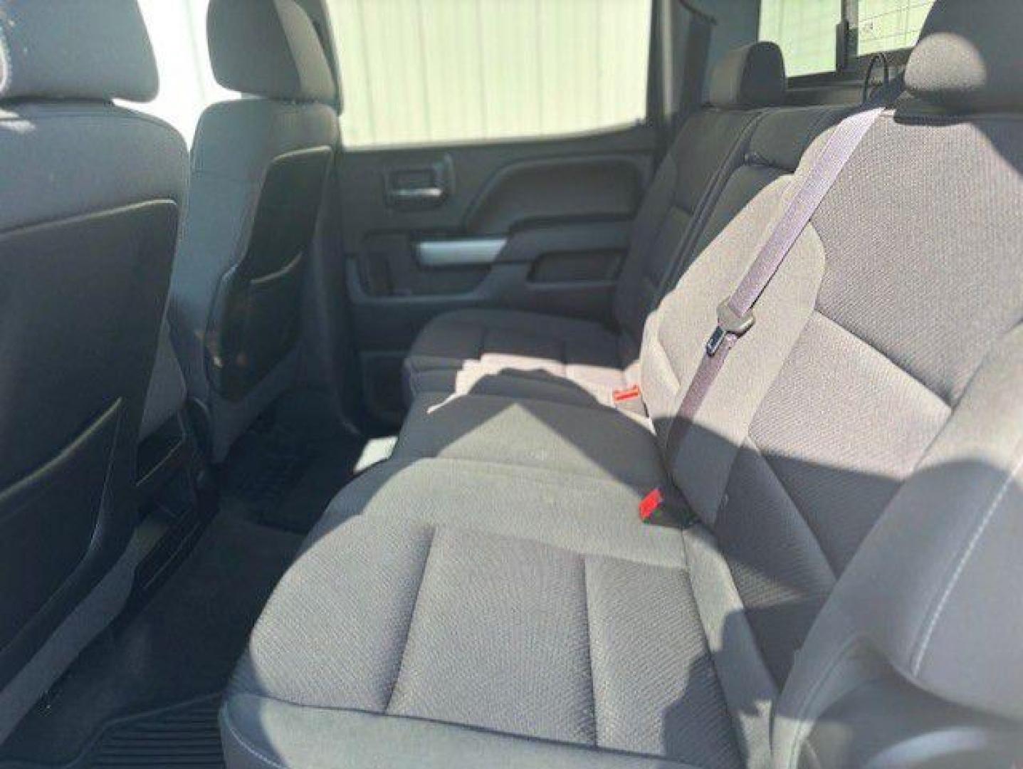 2015 WHITE CHEVROLET SILVERADO 1500 LT (3GCUKREC3FG) with an 5.3L engine, Automatic transmission, located at 1100 W. Sheridan Ave., Shenandoah, 51601, (712) 246-1600, 40.765678, -95.388817 - Photo#5