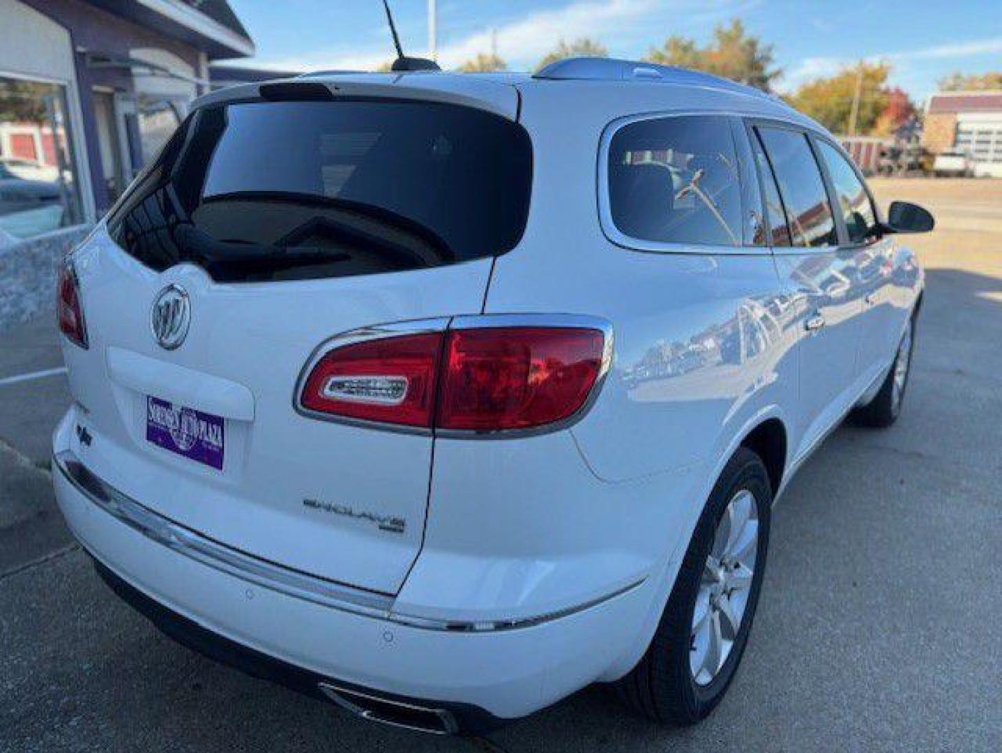 2017 WHITE BUICK ENCLAVE PREMIUM (5GAKVCKD0HJ) with an 3.6L engine, Automatic transmission, located at 1100 W. Sheridan Ave., Shenandoah, 51601, (712) 246-1600, 40.765678, -95.388817 - Photo#6