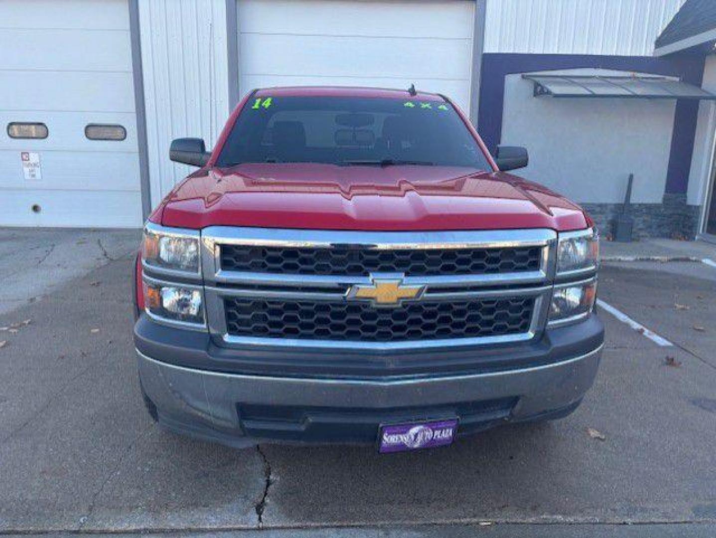 2014 RED CHEVROLET SILVERADO 1500 LT (1GCVKPEH3EZ) with an 4.3L engine, Automatic transmission, located at 1100 W. Sheridan Ave., Shenandoah, 51601, (712) 246-1600, 40.765678, -95.388817 - Photo#8