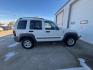 2005 WHITE JEEP LIBERTY SPORT (1J4GL48K55W) with an 3.7L engine, Automatic transmission, located at 1100 W. Sheridan Ave., Shenandoah, 51601, (712) 246-1600, 40.765678, -95.388817 - Photo#7