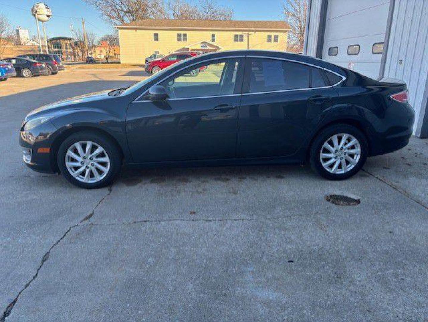 2012 GRAY MAZDA 6 I (1YVHZ8DH3C5) with an 2.5L engine, Automatic transmission, located at 1100 W. Sheridan Ave., Shenandoah, 51601, (712) 246-1600, 40.765678, -95.388817 - Photo#1