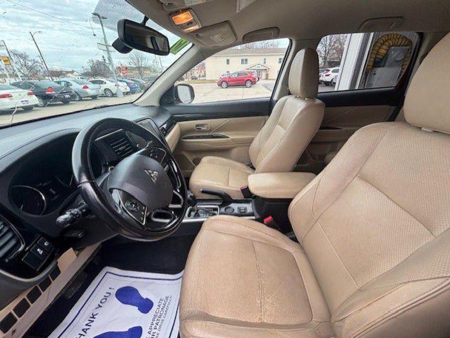 2017 RED MITSUBISHI OUTLANDER SE (JA4AD3A32HZ) with an 2.4L engine, Automatic transmission, located at 1100 W. Sheridan Ave., Shenandoah, 51601, (712) 246-1600, 40.765678, -95.388817 - Photo#2