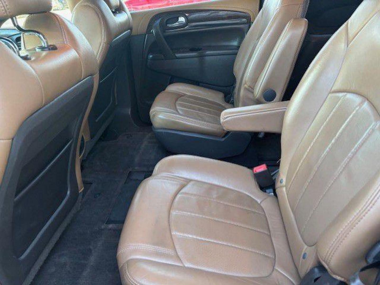 2013 BIEGE BUICK ENCLAVE PREMIUM (5GAKVDKD3DJ) with an 3.6L engine, Automatic transmission, located at 1100 W. Sheridan Ave., Shenandoah, 51601, (712) 246-1600, 40.765678, -95.388817 - Photo#4