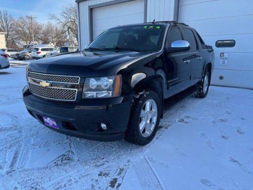 2011 CHEVROLET AVALANCHE LS