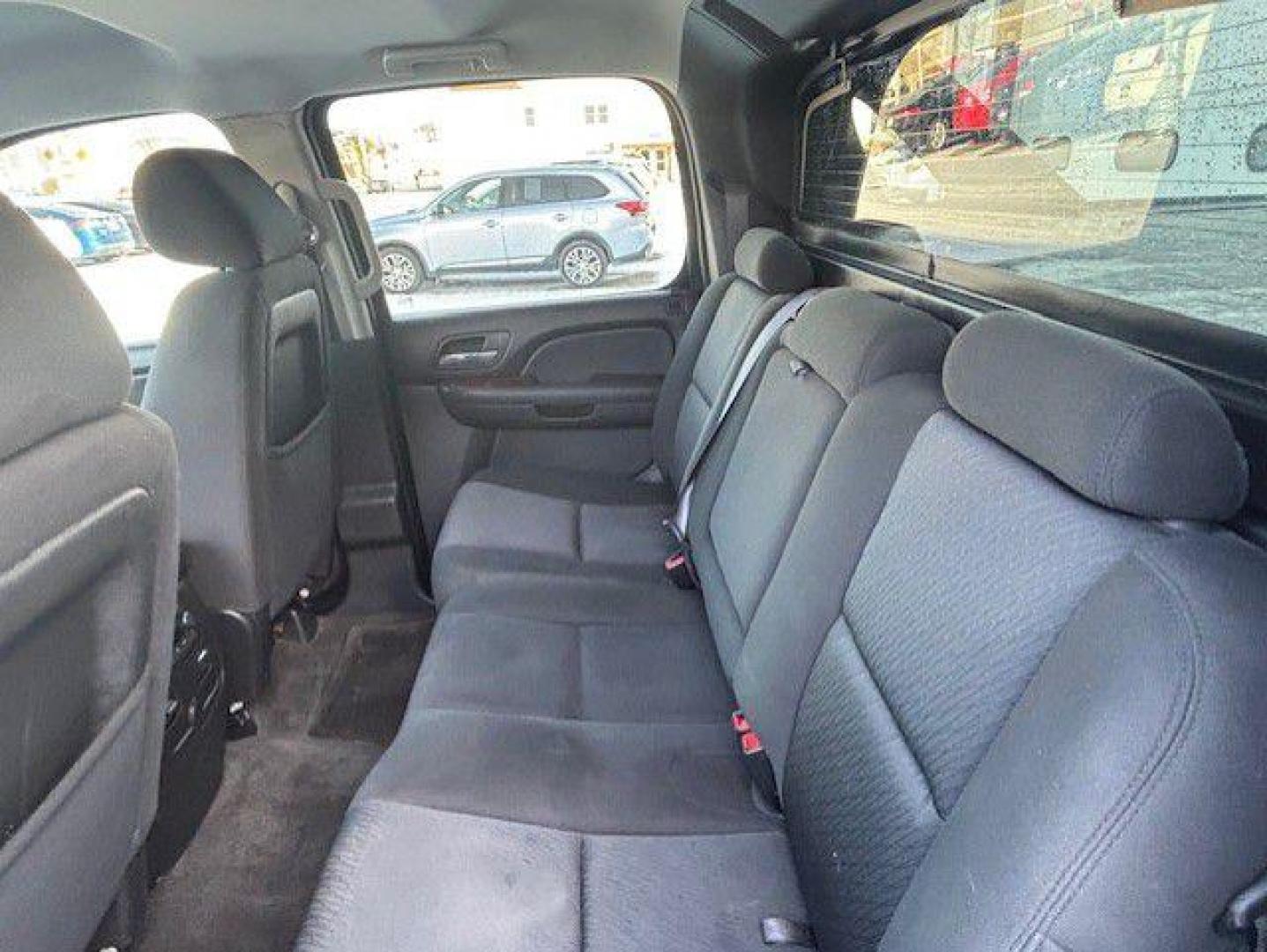 2011 BLACK CHEVROLET AVALANCHE LS (3GNTKEE37BG) with an 5.3L engine, Automatic transmission, located at 1100 W. Sheridan Ave., Shenandoah, 51601, (712) 246-1600, 40.765678, -95.388817 - Photo#4