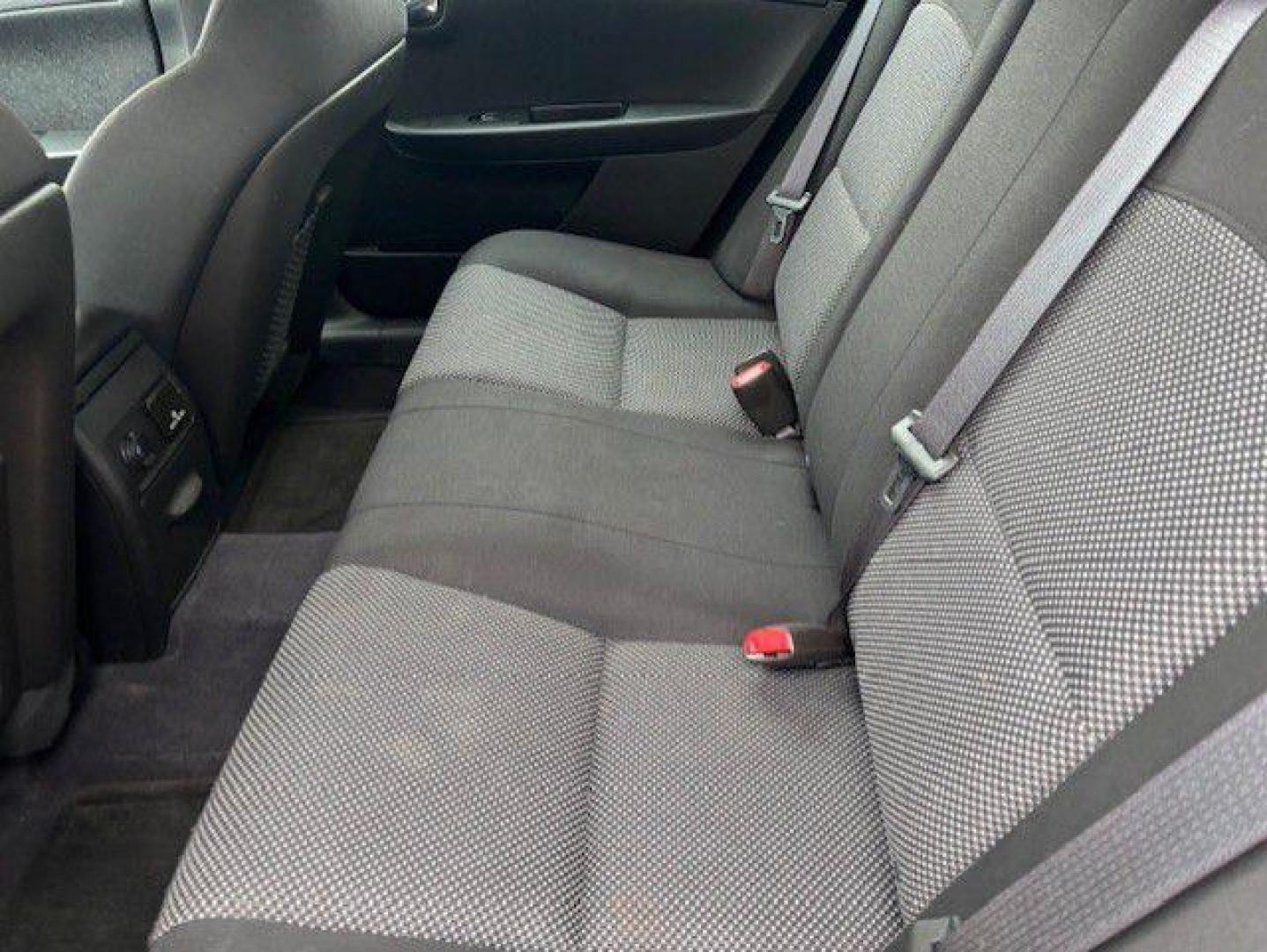 2012 SILVER CHEVROLET MALIBU 1LT (1G1ZC5E01CF) with an 2.4L engine, Automatic transmission, located at 1100 W. Sheridan Ave., Shenandoah, 51601, (712) 246-1600, 40.765678, -95.388817 - Photo#4