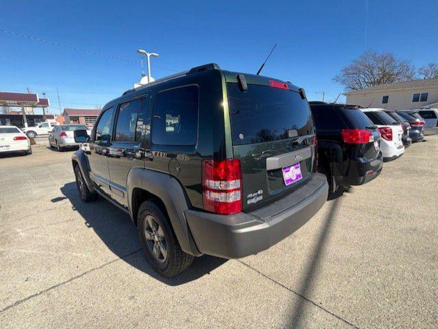 2011 GREEN JEEP LIBERTY RENEGADE (1J4PN3GK3BW) with an 3.7L engine, Automatic transmission, located at 1100 W. Sheridan Ave., Shenandoah, 51601, (712) 246-1600, 40.765678, -95.388817 - Photo#5