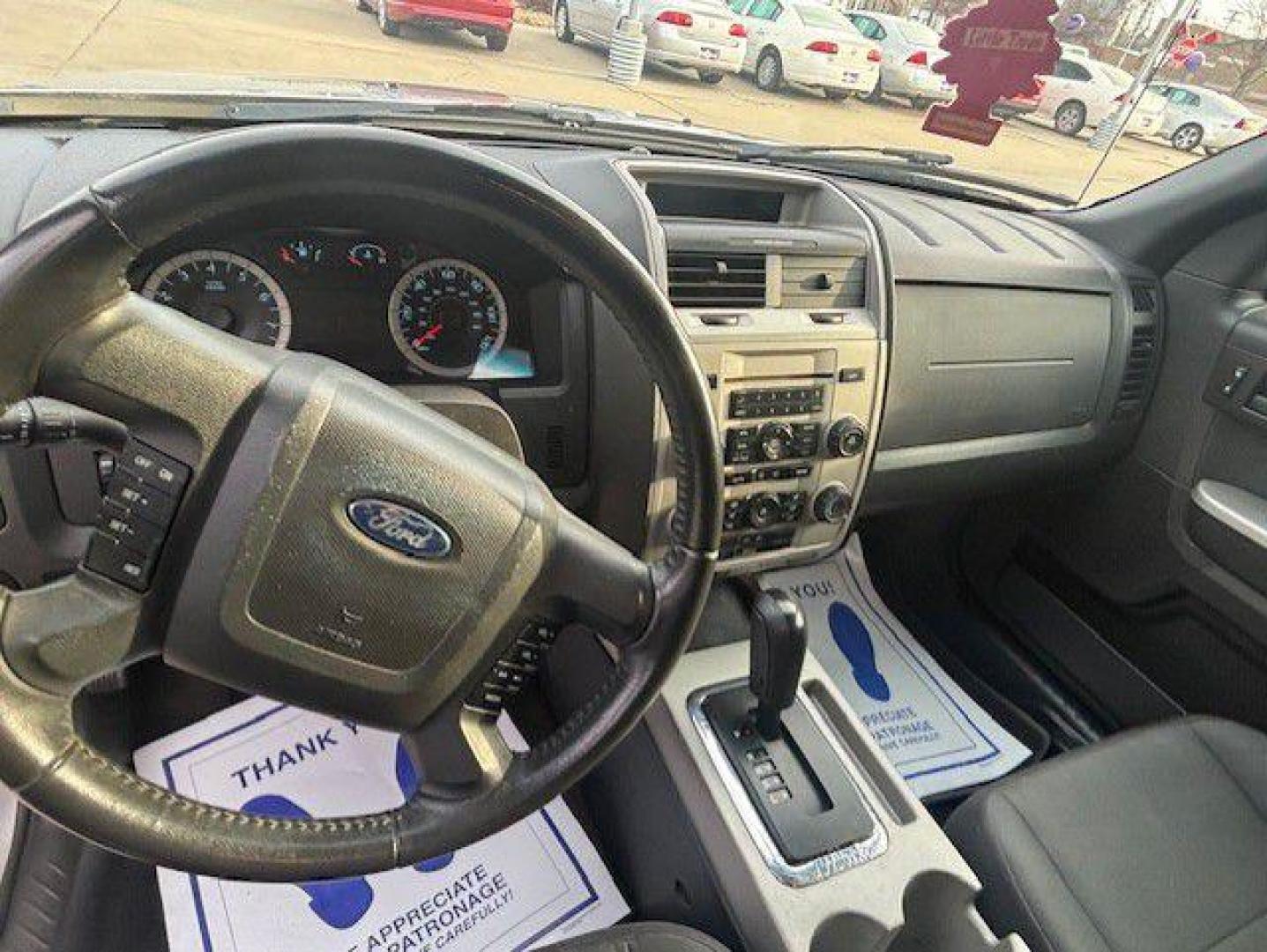 2012 SILVER FORD ESCAPE XLT (1FMCU0DG5CK) with an 3.0L engine, Automatic transmission, located at 1100 W. Sheridan Ave., Shenandoah, 51601, (712) 246-1600, 40.765678, -95.388817 - Photo#4