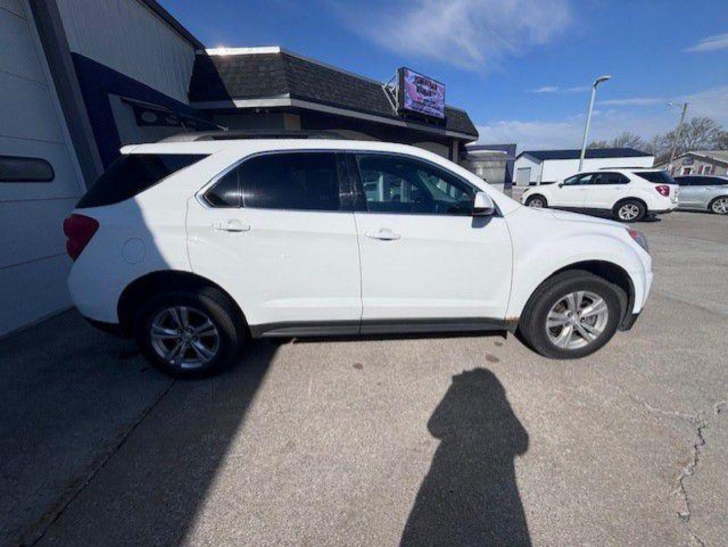 2015 WHITE CHEVROLET EQUINOX LT (1GNFLGEK7FZ) with an 2.4L engine, Automatic transmission, located at 1100 W. Sheridan Ave., Shenandoah, 51601, (712) 246-1600, 40.765678, -95.388817 - Photo#6