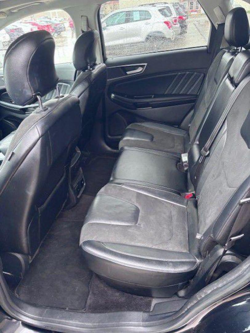2016 BLACK FORD EDGE SPORT (2FMPK4AP1GB) with an 2.7L engine, Automatic transmission, located at 1100 W. Sheridan Ave., Shenandoah, 51601, (712) 246-1600, 40.765678, -95.388817 - Photo#3