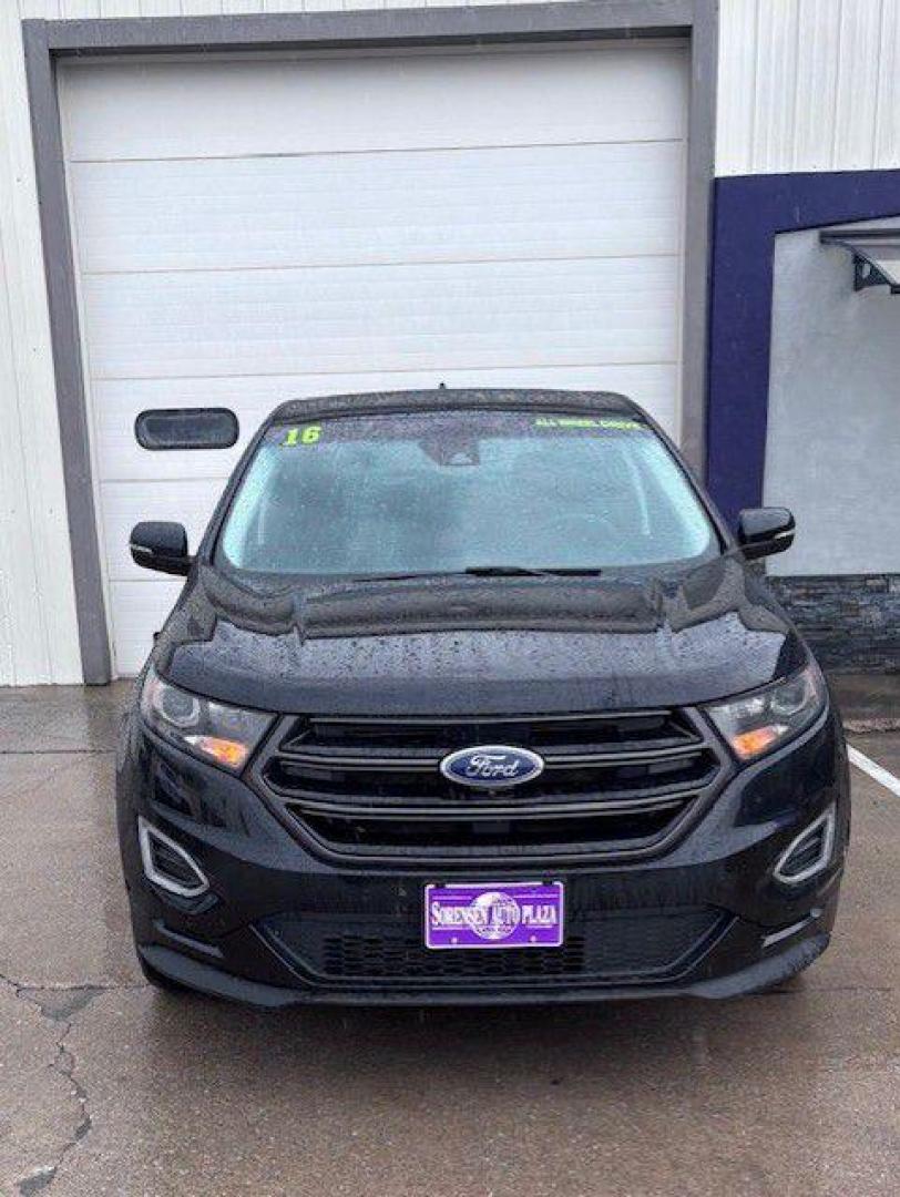 2016 BLACK FORD EDGE SPORT (2FMPK4AP1GB) with an 2.7L engine, Automatic transmission, located at 1100 W. Sheridan Ave., Shenandoah, 51601, (712) 246-1600, 40.765678, -95.388817 - Photo#5